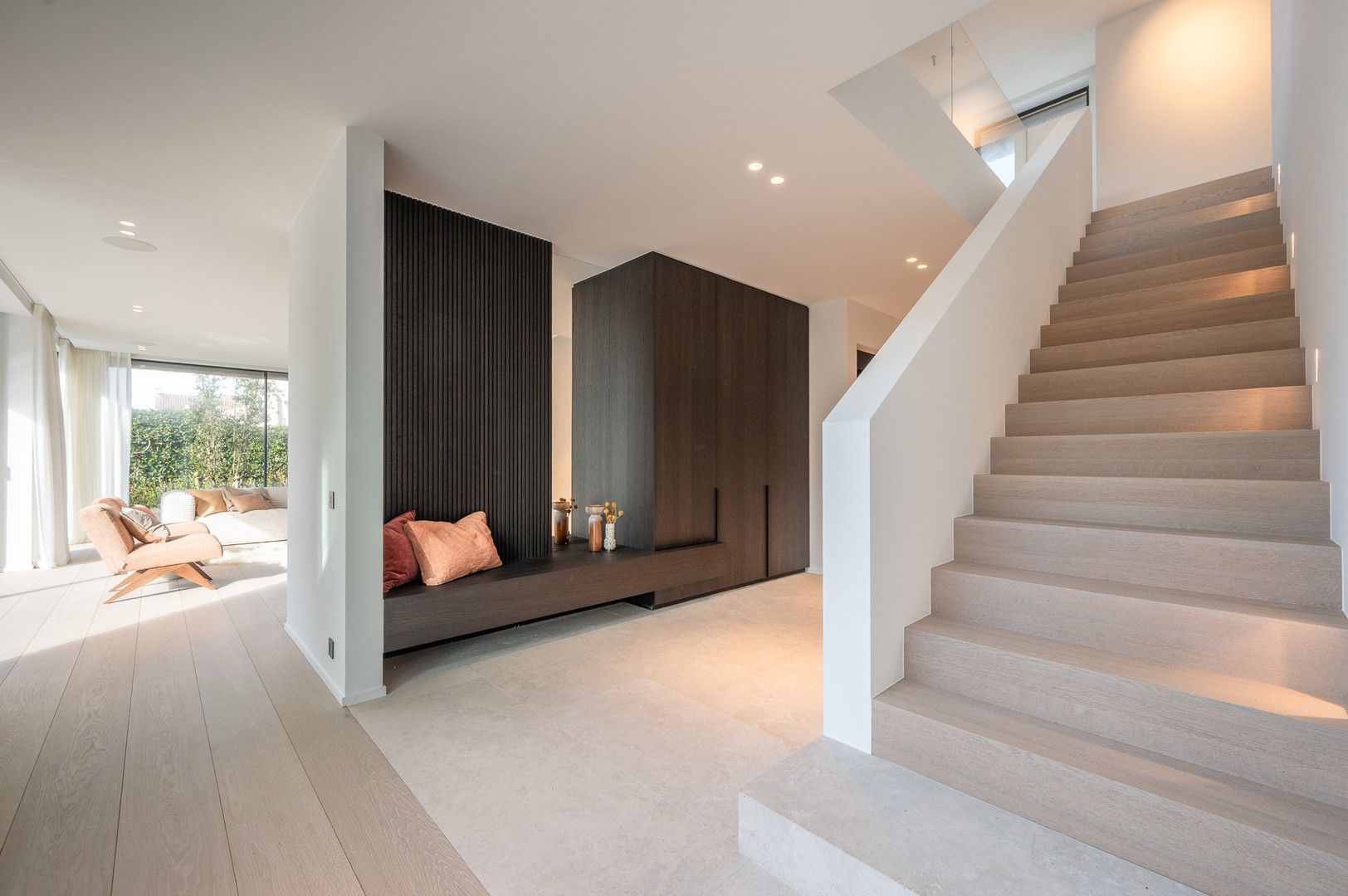 Uitzonderlijke luxueuze nieuwbouwvilla met zwembad in een residentiële buurt te Knokke foto 11