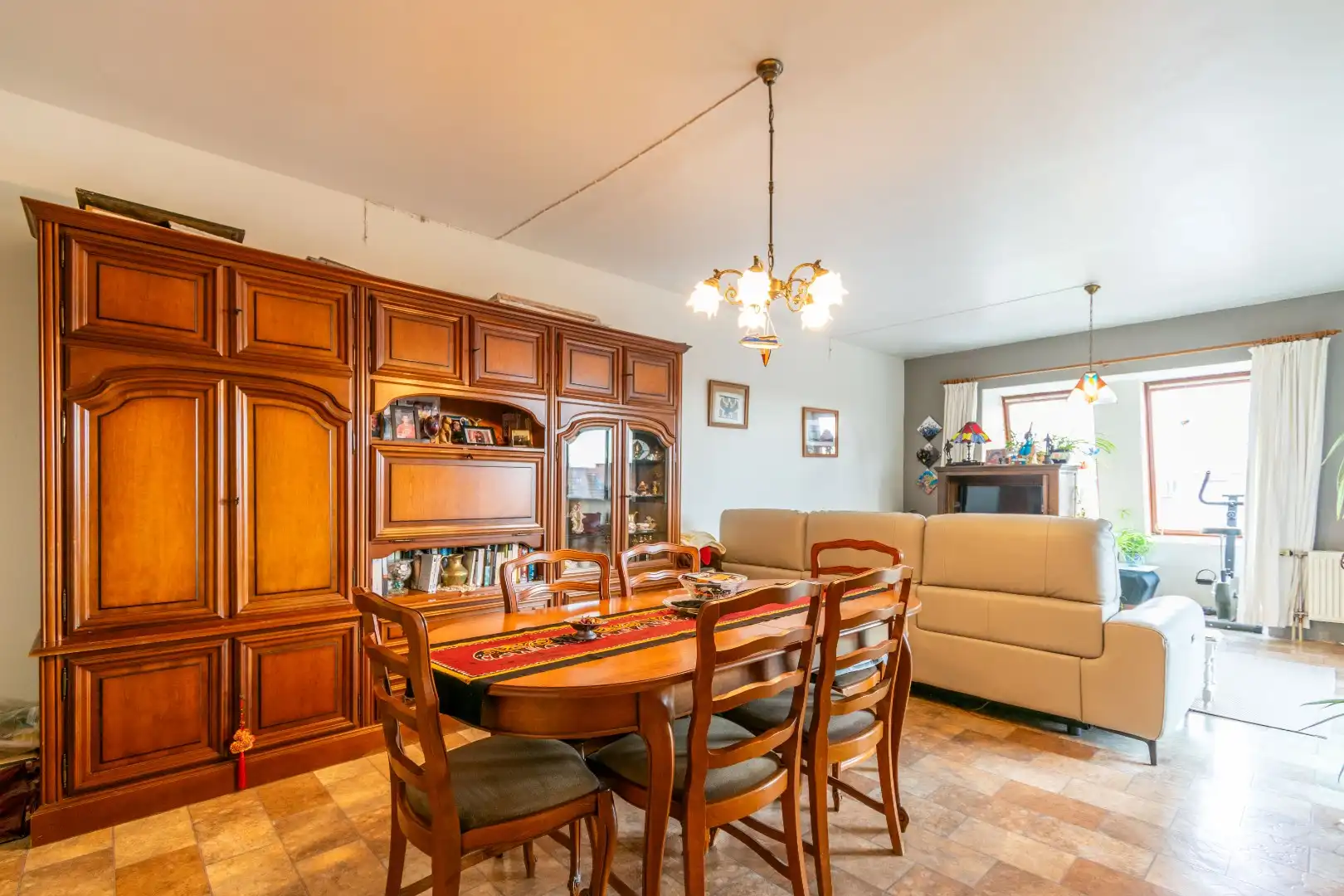 RUIM APPARTEMENT MET KNAP ZUID-TERRAS ! foto 5