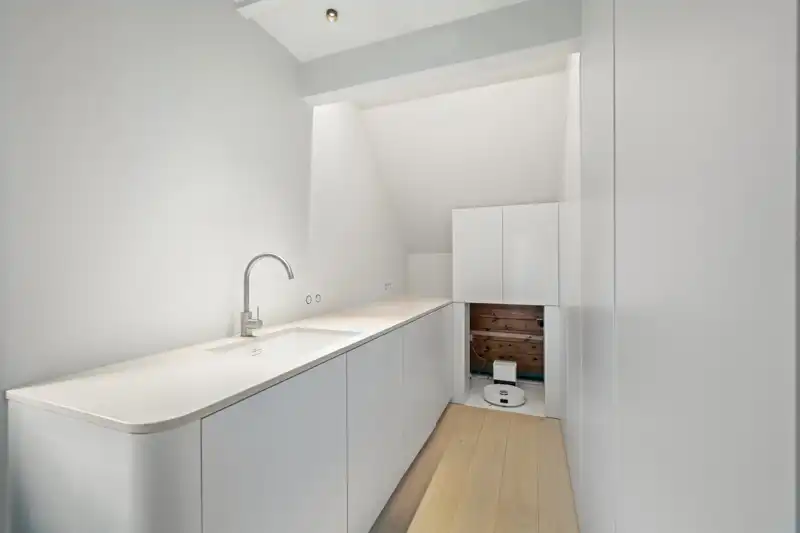 Alleenstaande villa met mooie tuin te Knokke foto 11
