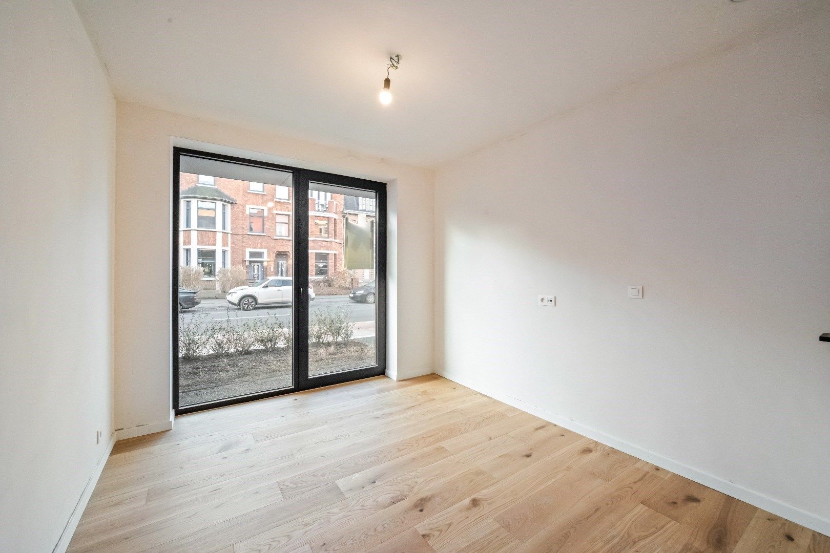 Gelijkvloers en zeer energiezuinig appartement met mooie tuin ! foto 7