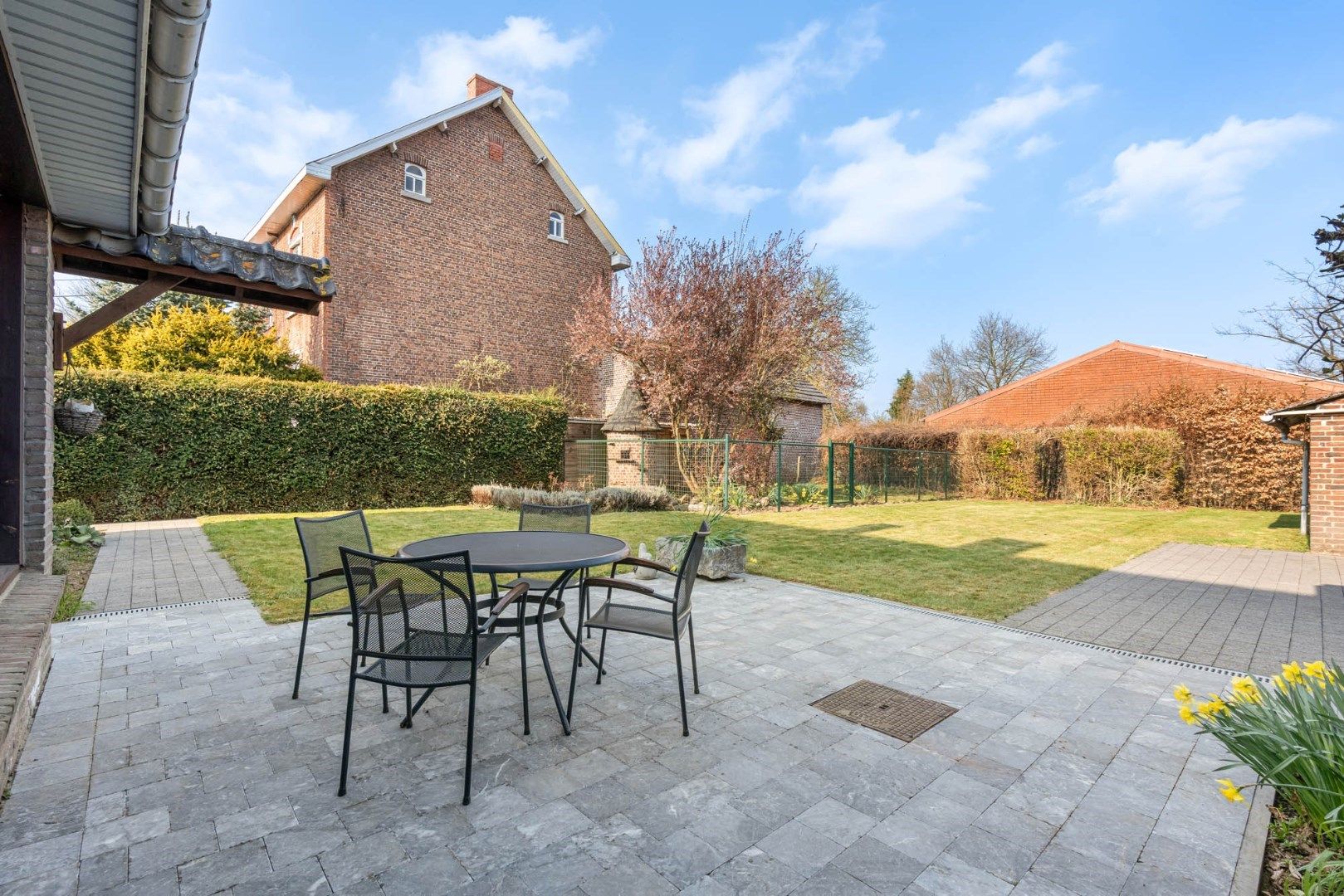 Authentieke vrijstaande karakterwoning met sierlijke uitstraling op 8a 01ca in het mooie landelijke Borgloon foto 21