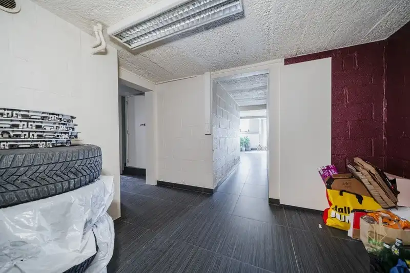 Ruime woning met tal van mogelijkheden op een strategische locatie in Sint-Truiden. foto 34