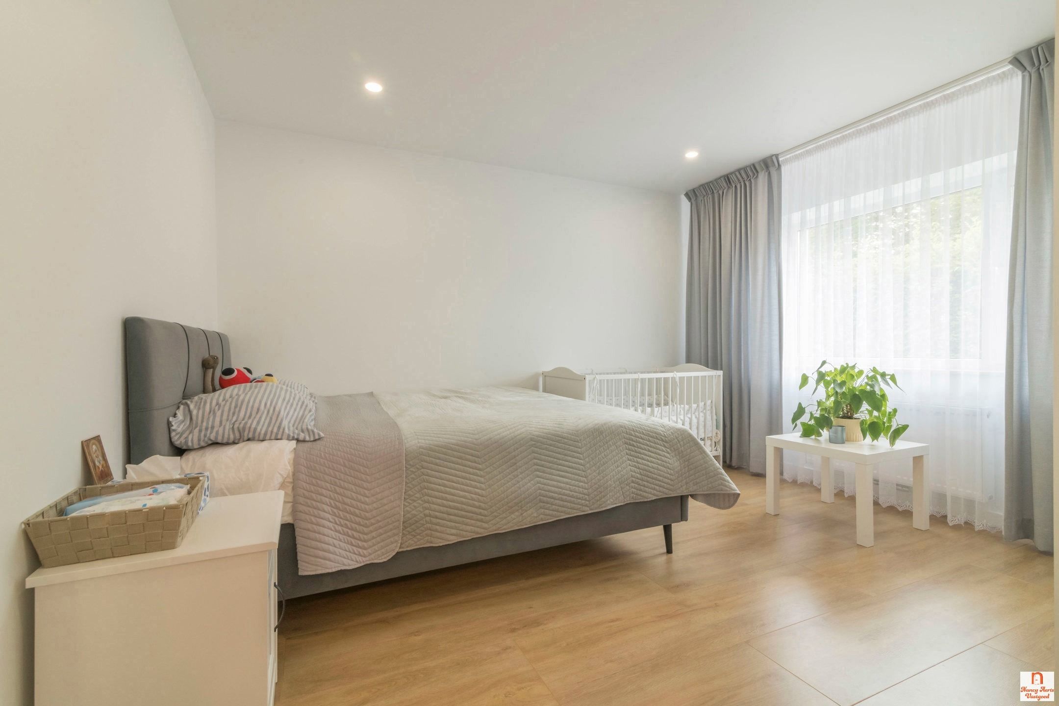 Grondig gerenoveerde splitlevelwoning in een rustige straat foto 24