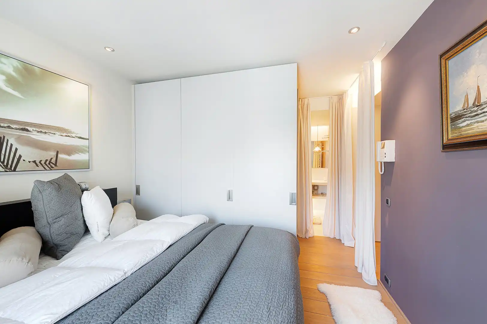 Schitterend hoekappartement in het hart van het Zoute met frontaal zeezicht. foto 14