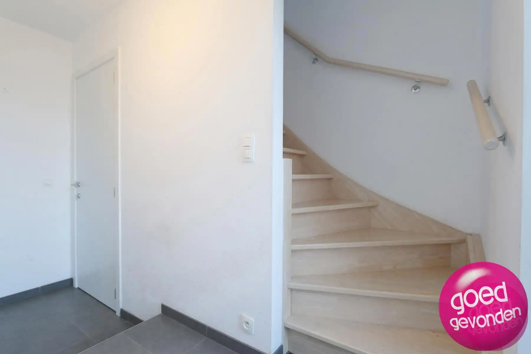 Woning - 3 slk - tuin - terras - 2 parkings - energiezuinig foto 12