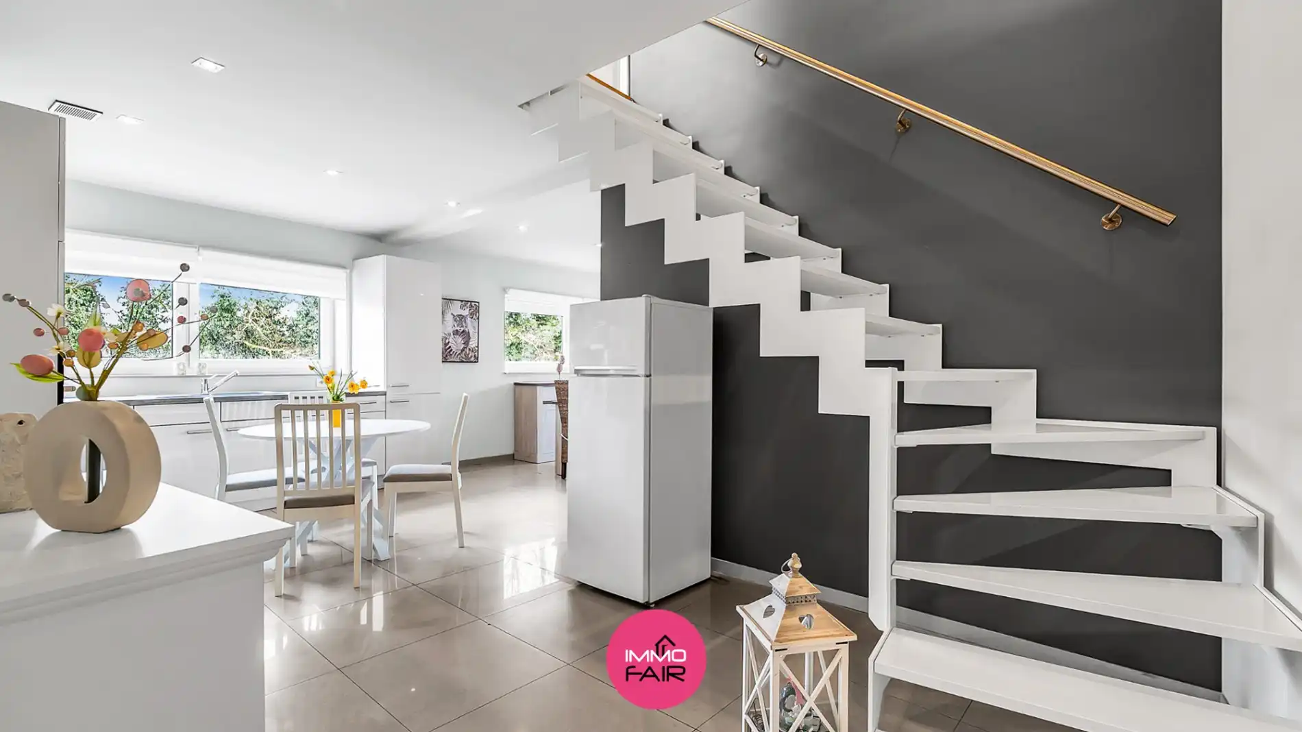 Instapklaar duplex appartement op slechts 5 minuutjes van Maastricht foto 3