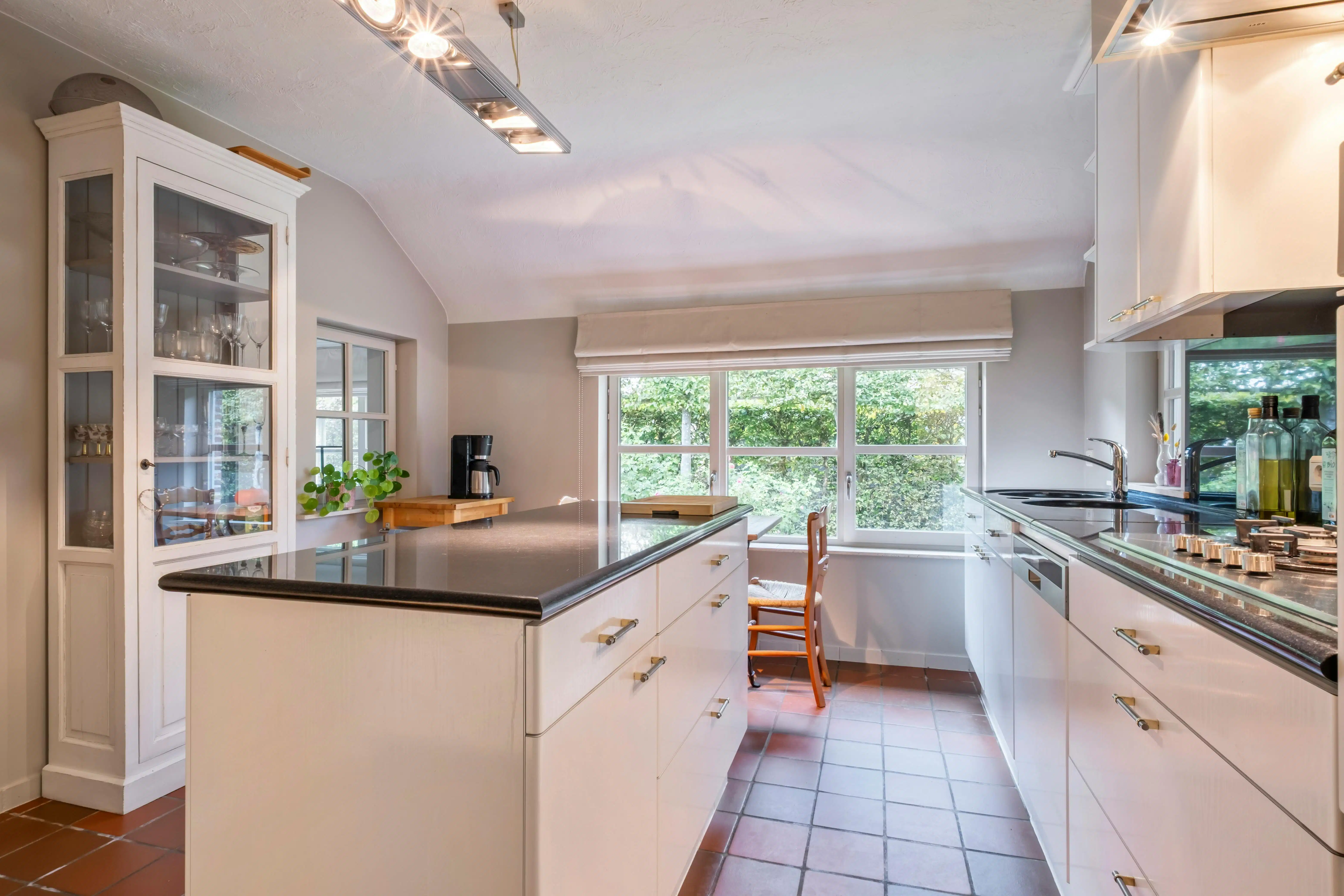 Instapklare woning te koop met 3 slaapkamers in Harelbeke foto 6