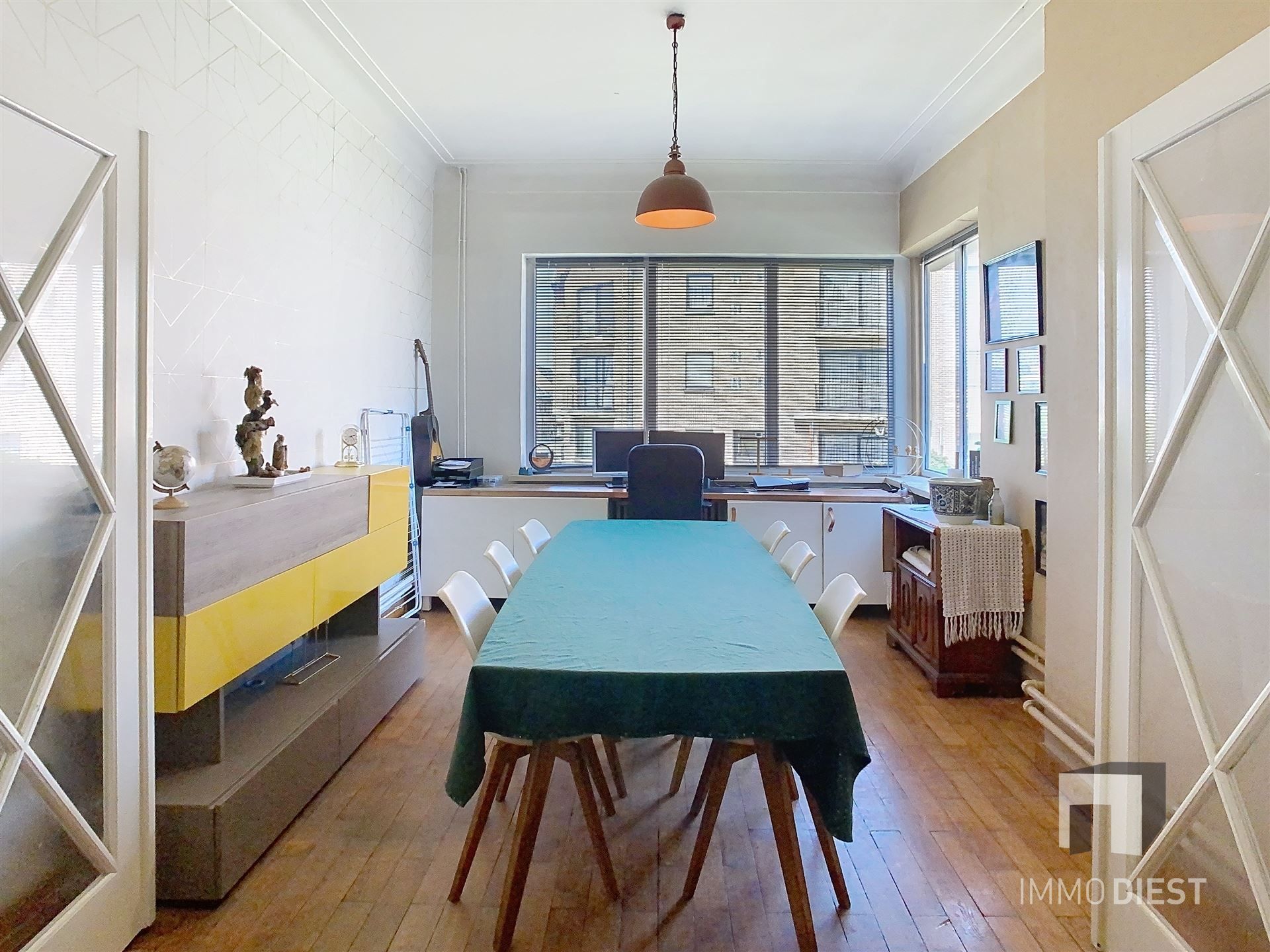 Karaktervolle gezinswoning met art-decogevel op royaal perceel in Scherpenheuvel. foto 10