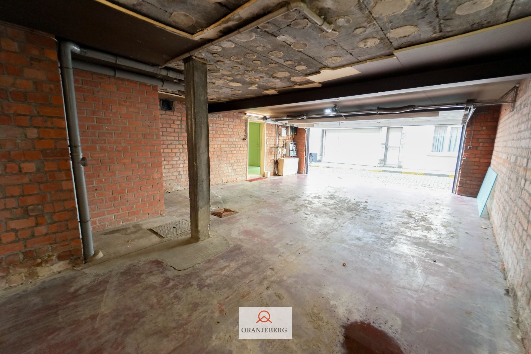 te huur : grote garage voor minimum 2 wagens foto 13