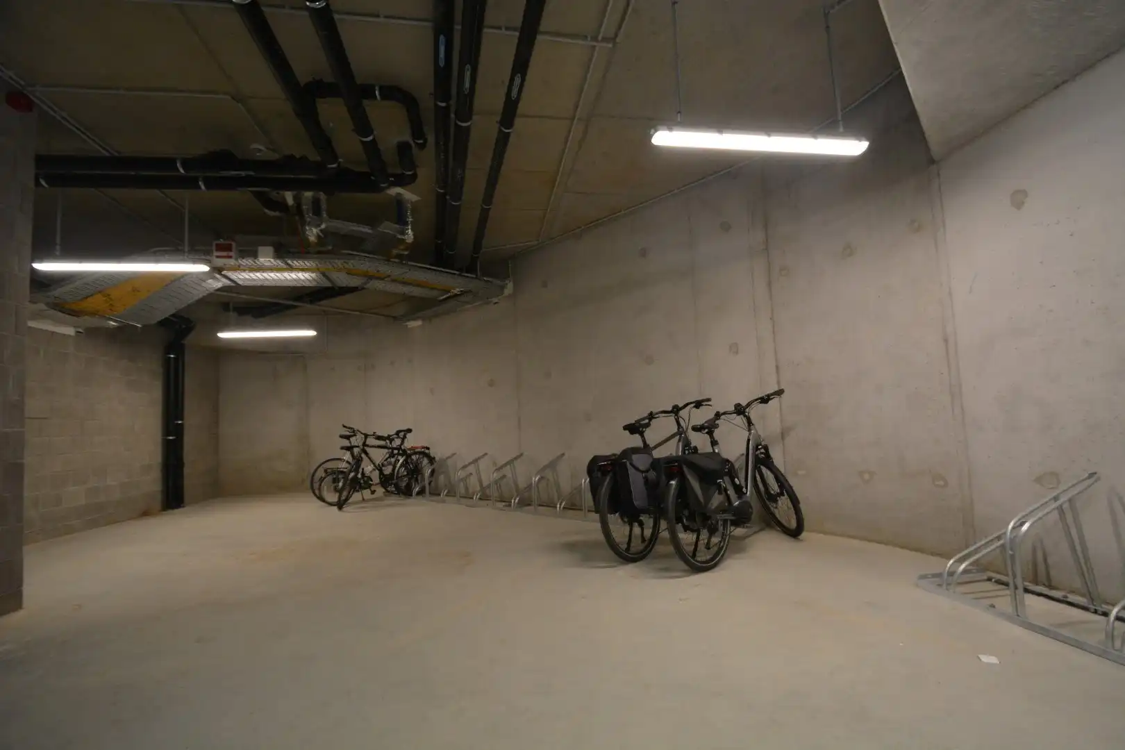 LUXENIEUWBOUWAPP. OP DE 1STE  VD MET 2 SLPK TE AARSCHOT foto 13