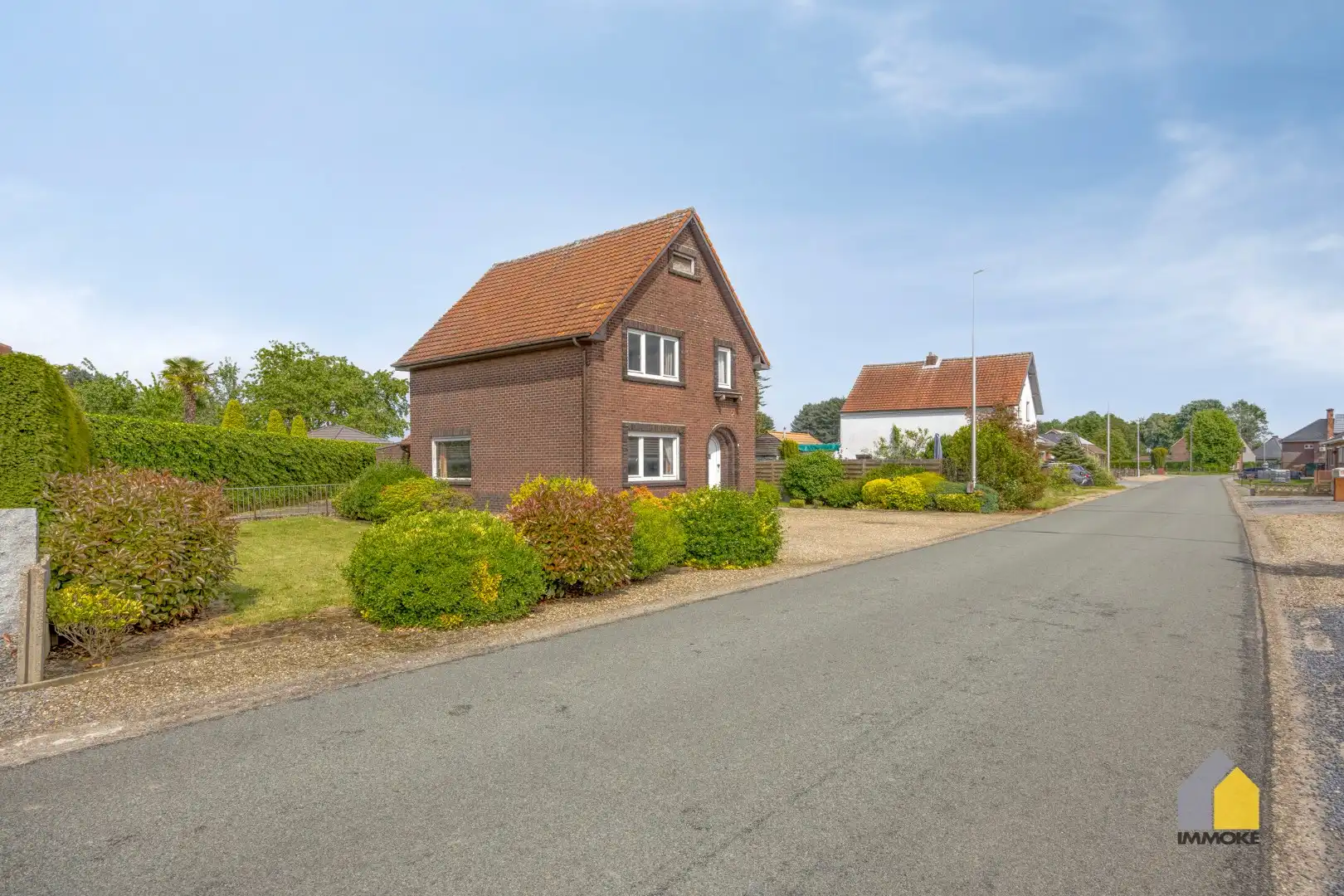 Te renoveren woning met 3 slpks op een perceel van 6 a 44 ca. foto 37