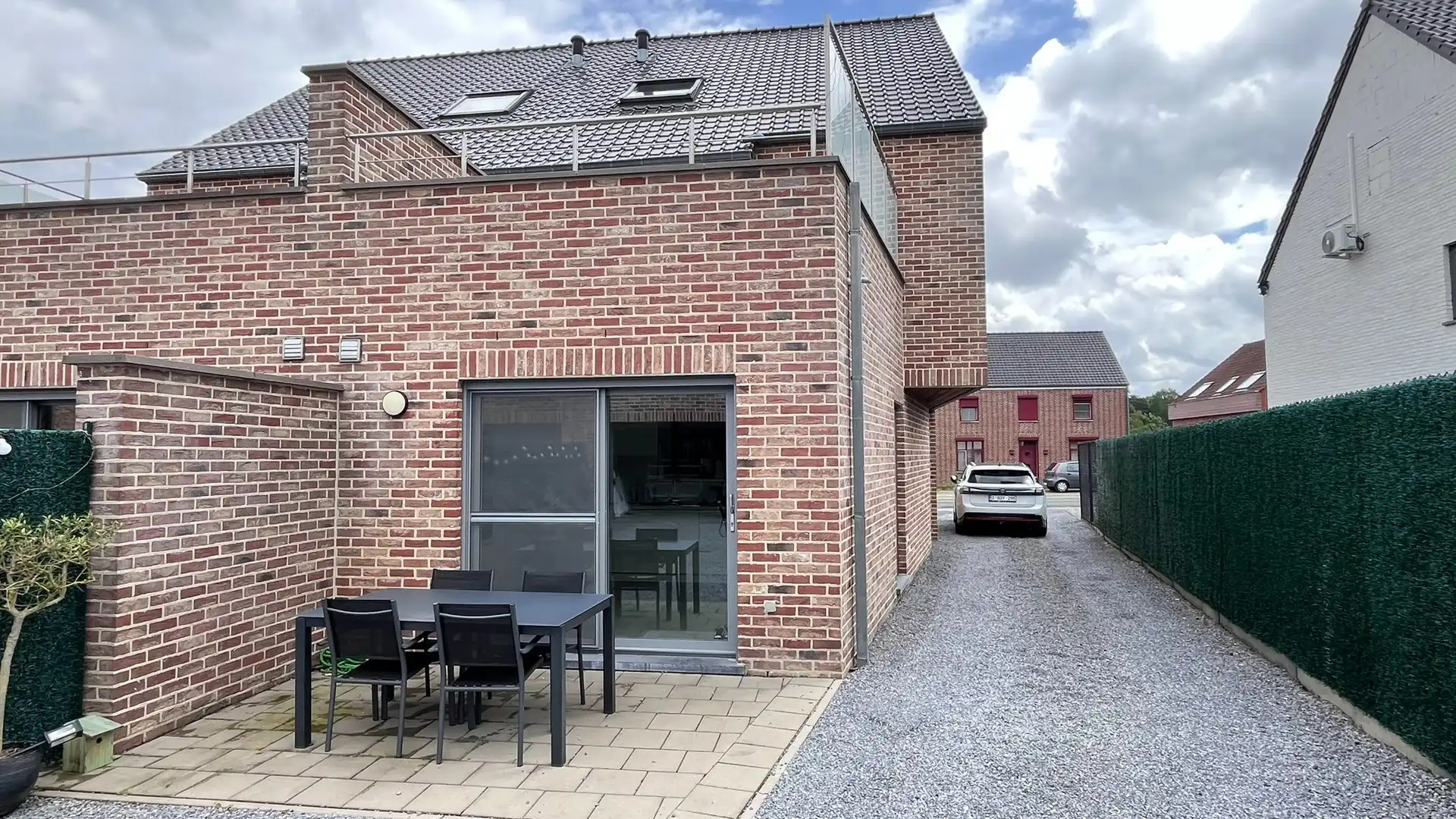 Woning met 3 slaapkamers en garage foto 4