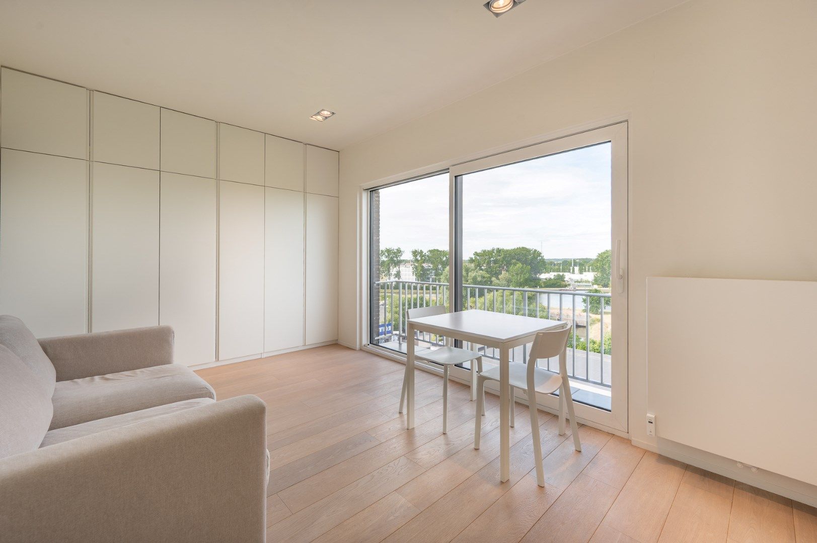 Stijlvol gerenoveerd appartement vlakbij centrum Brugge foto 11