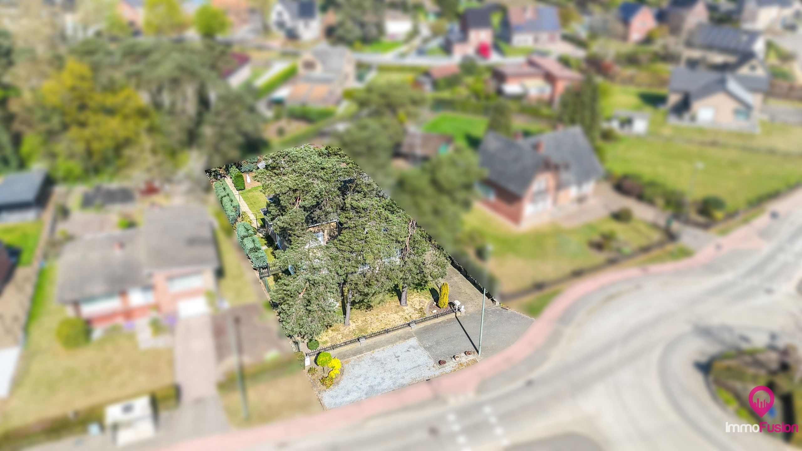 Woning met 4 slpks, garage en omheinde tuin in Beringen! foto 39