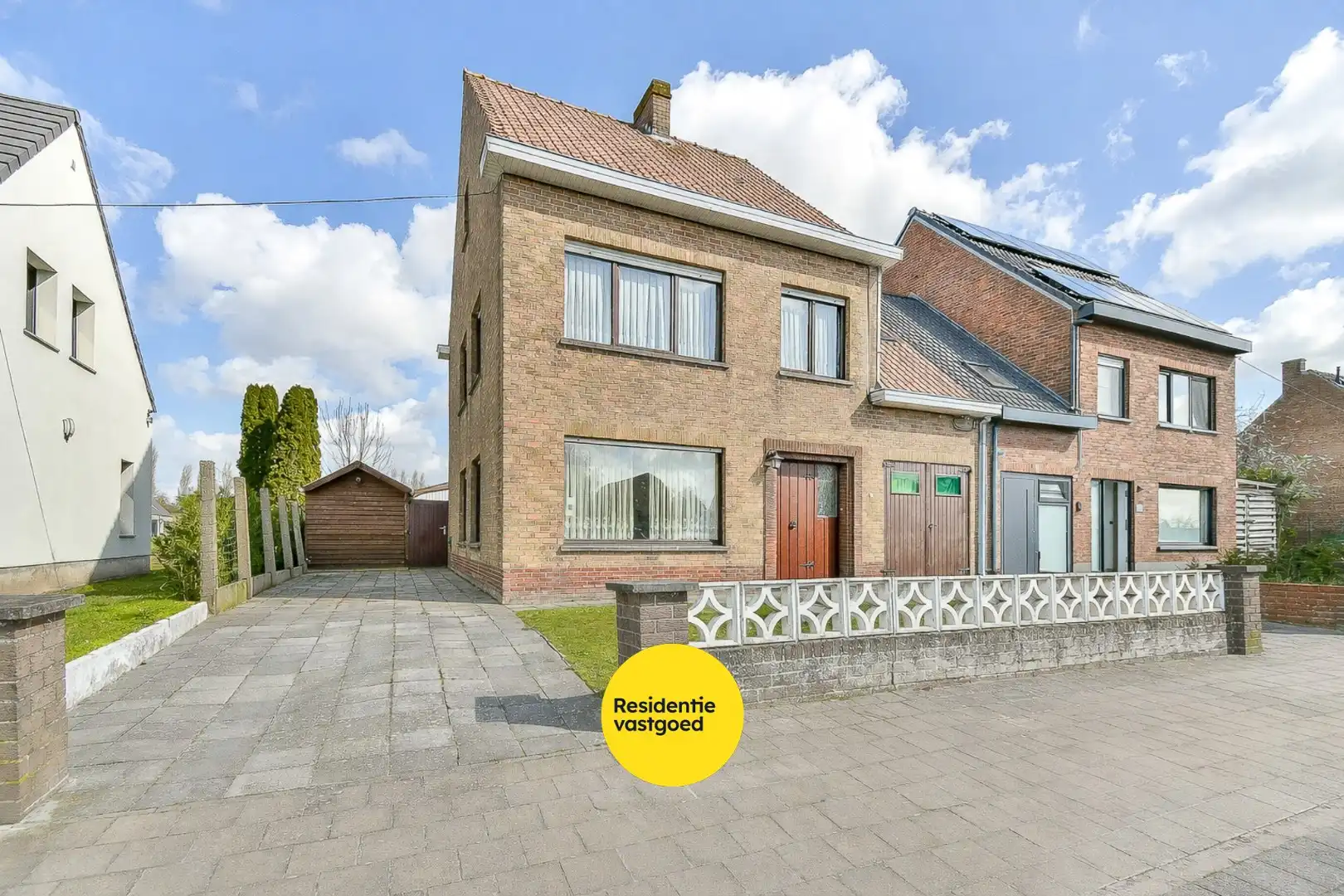 Te renoveren halfopen bebouwing met tuin en groot potentieel foto 17