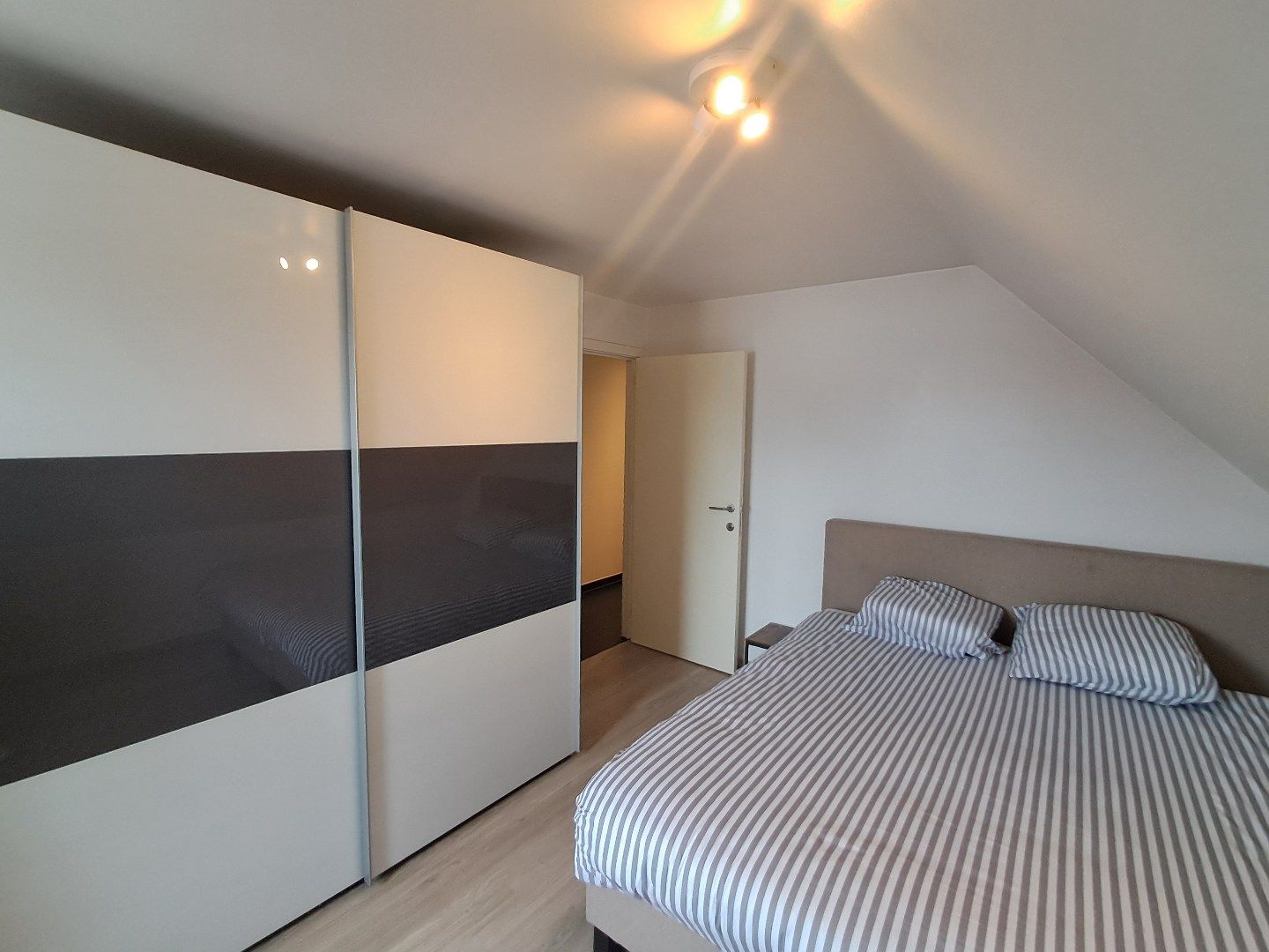 Ruim appartement te Lichtervelde foto 14