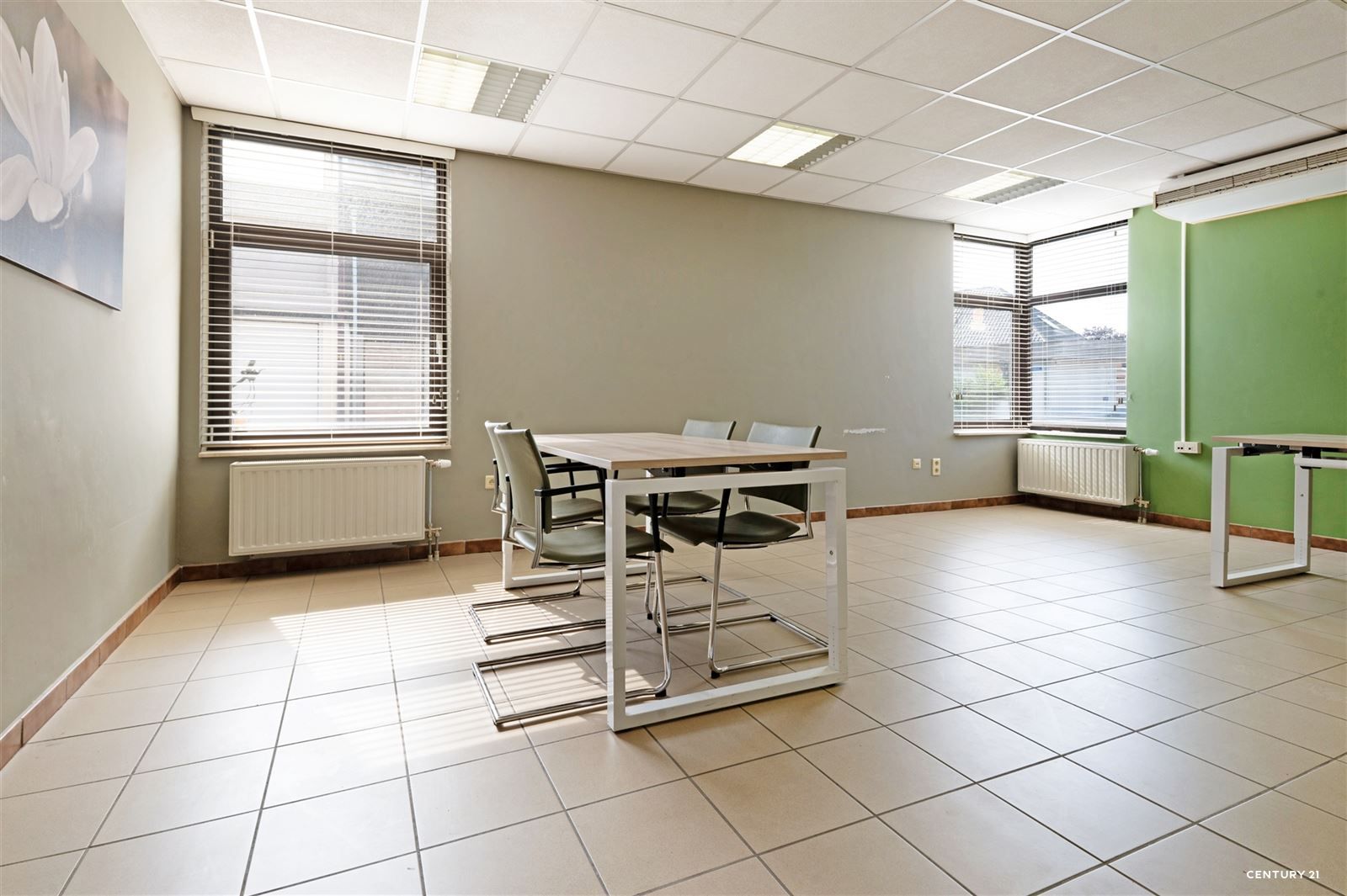 Kantoorruimte (60 m²) met parking en laadpaal foto 6