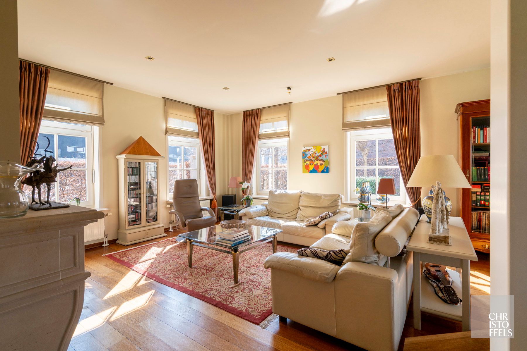 Riante vrijstaande woning mét praktijkruimte in het centrum van Opgrimbie!  foto 9