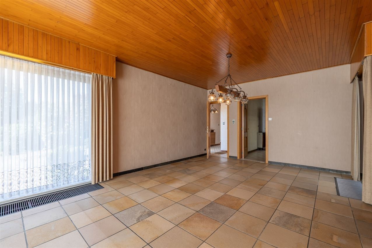 Solide woning, alles gelijkvloers, 3slk, twee garages in geliefde wijk  foto 9