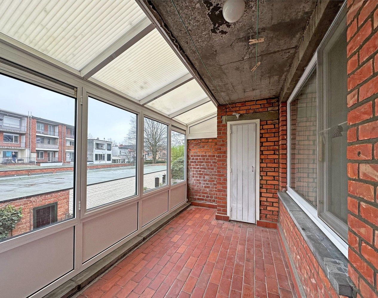 Leuk appartement met 2 slaapkamers en terras in Deurne! foto 8