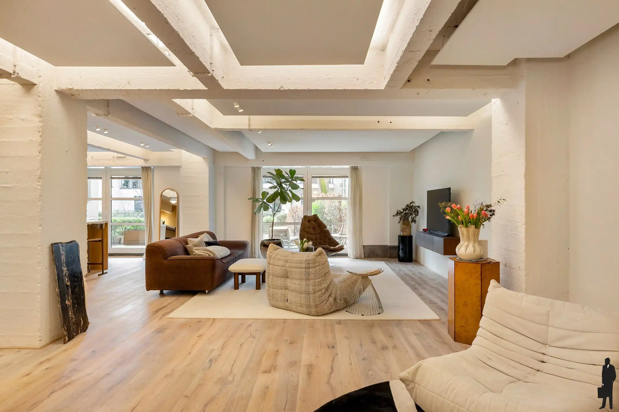 Exclusieve en instapklare gelijkvloerse loft met hoogwaardige afwerking foto 11