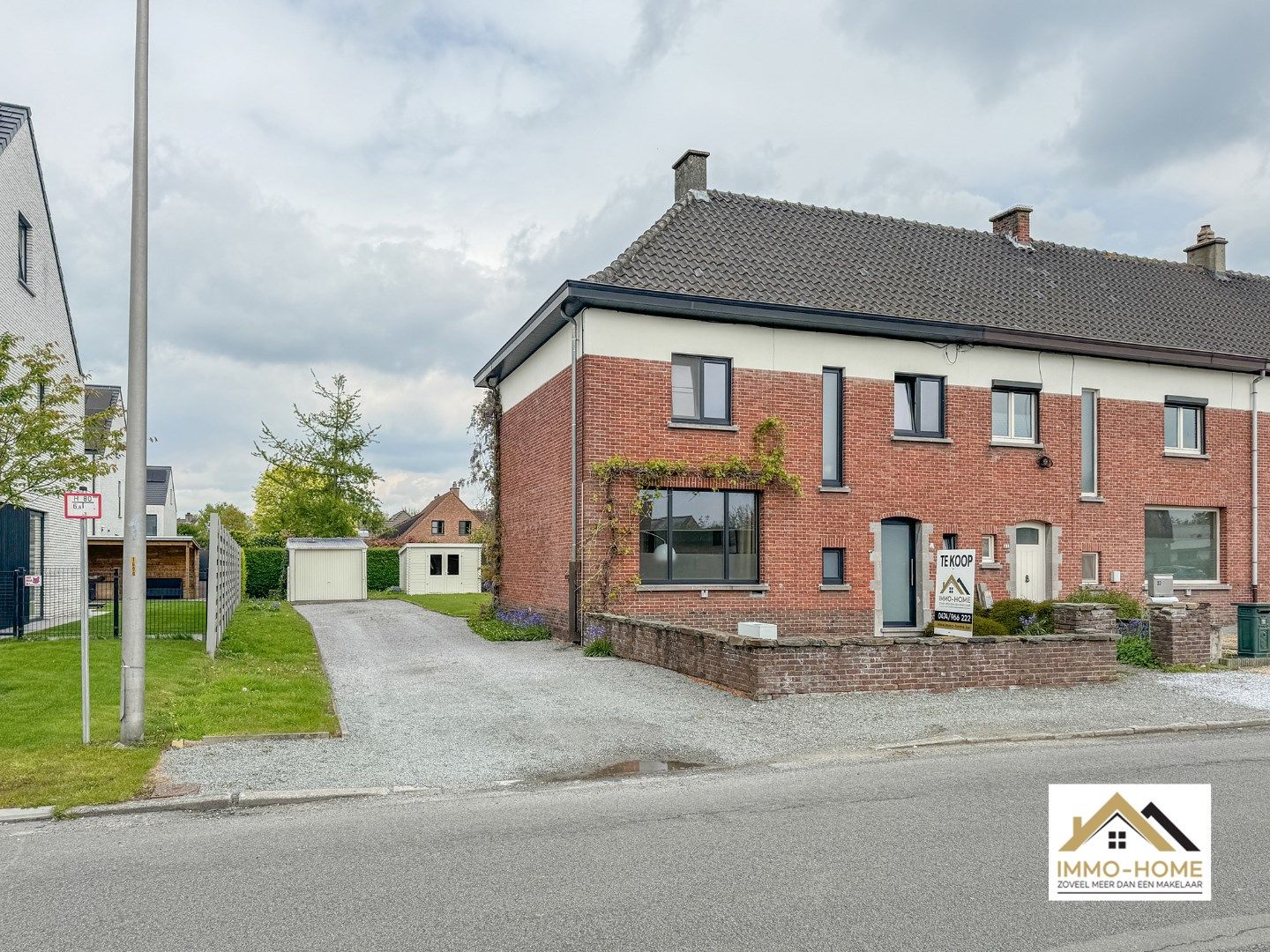 Instapklare woning met grote garage foto 22