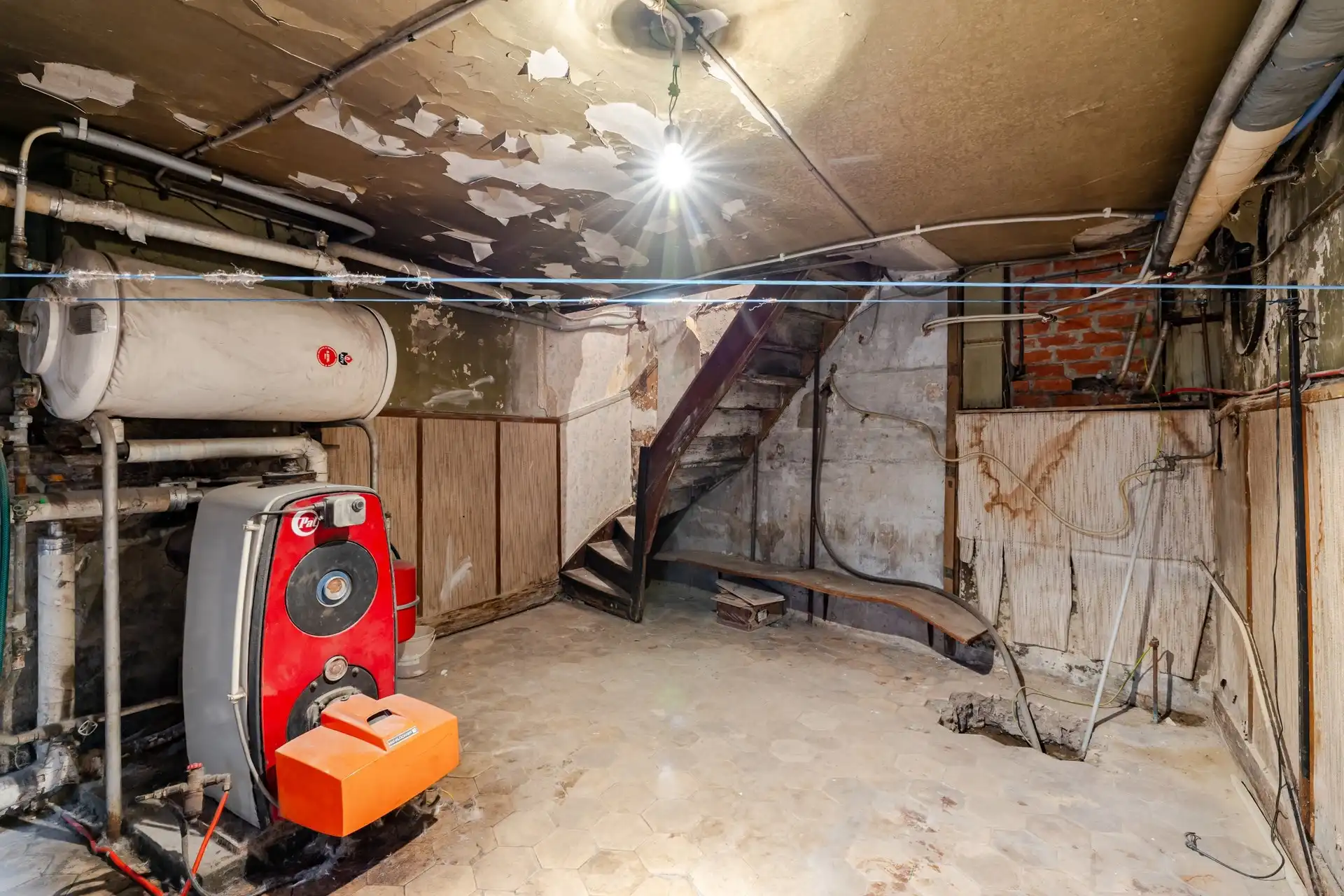 Handelspand met uitstekende visibiliteit en tal van mogelijkheden nabij het centrum van Aalst foto 26