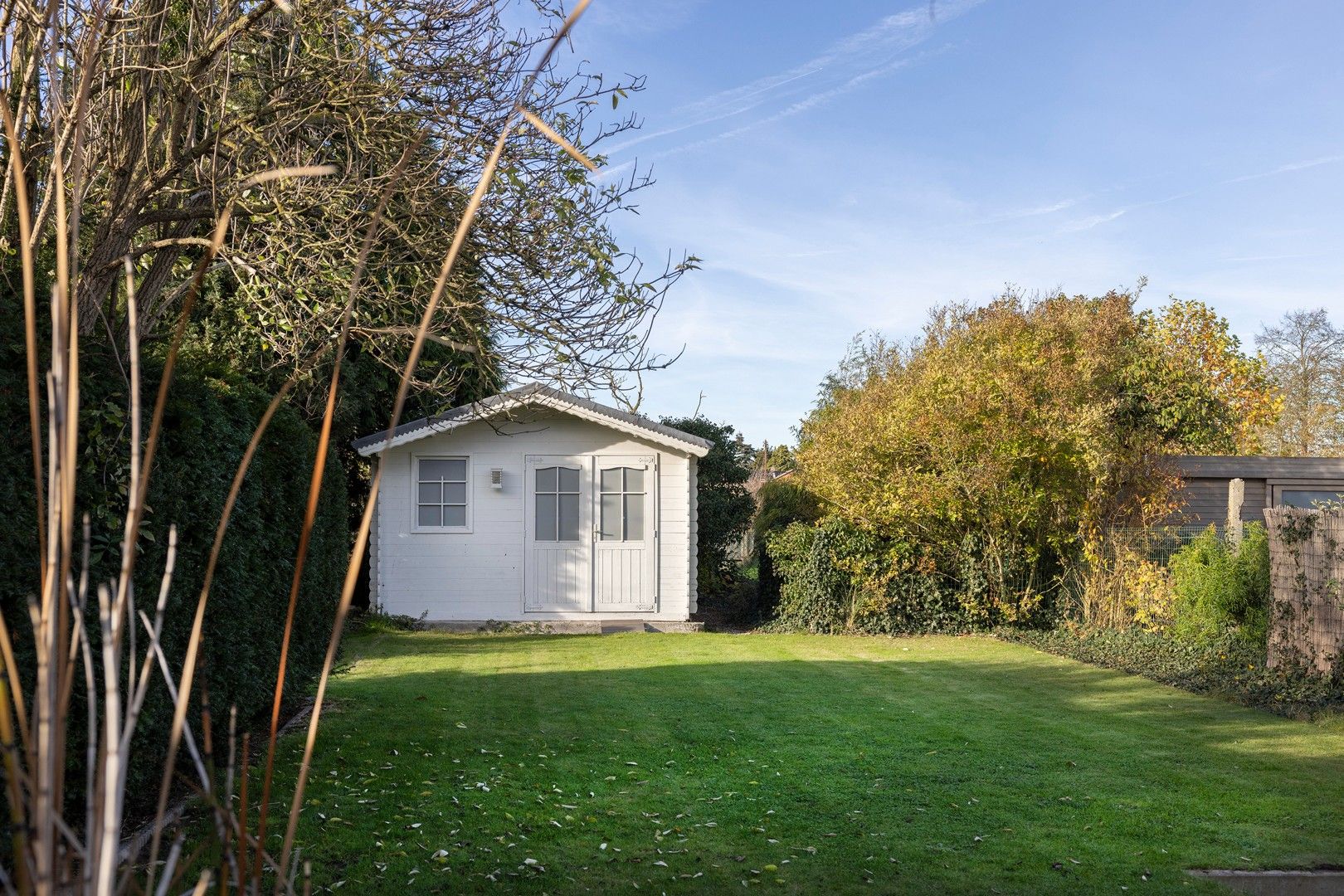 Ruime woning met 4 slpks, bureau en mogelijke praktijkruimte. foto 17