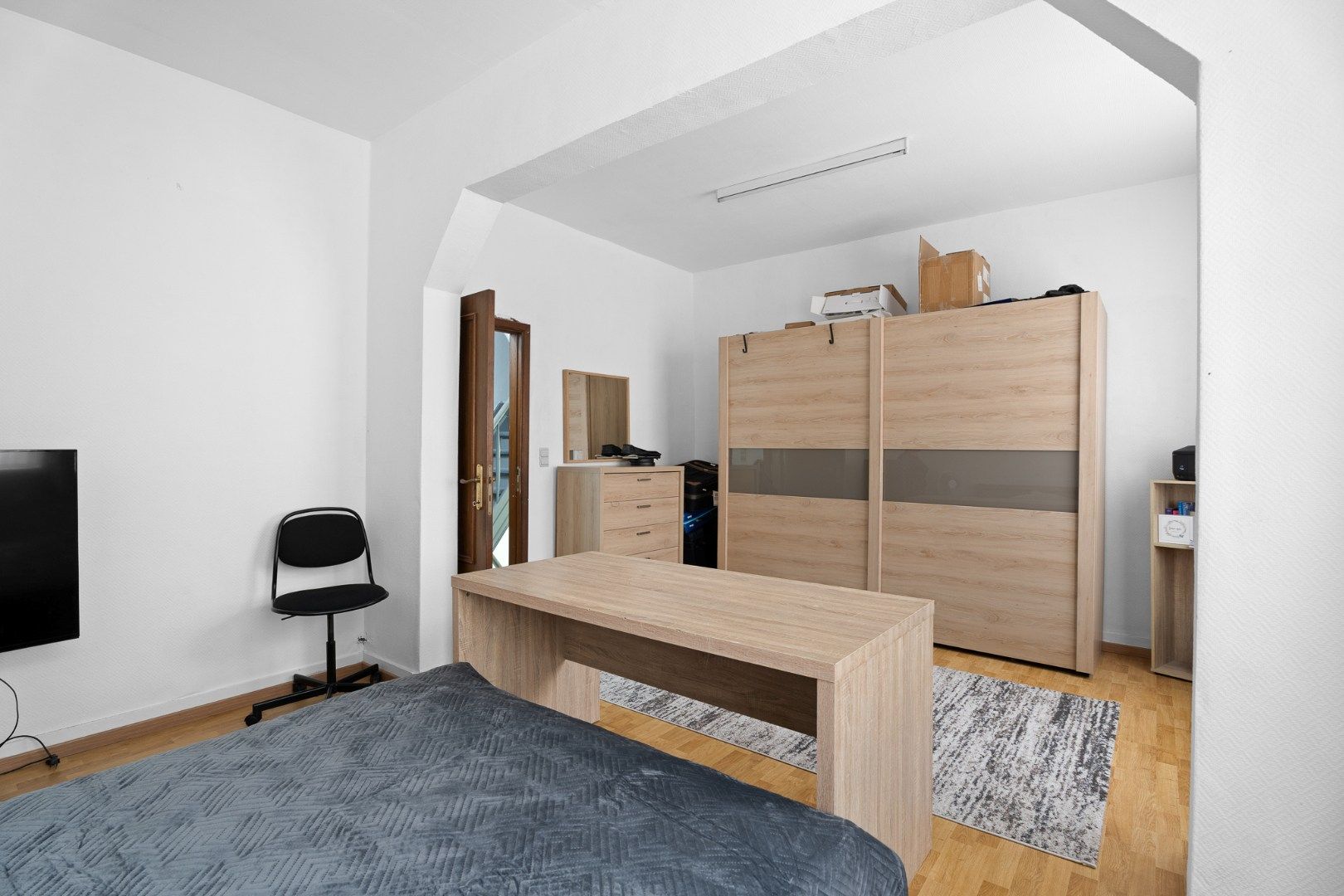 Instapklare  eengezinswoning met grote buitenruimte  in de Bloemekenswijk foto 15