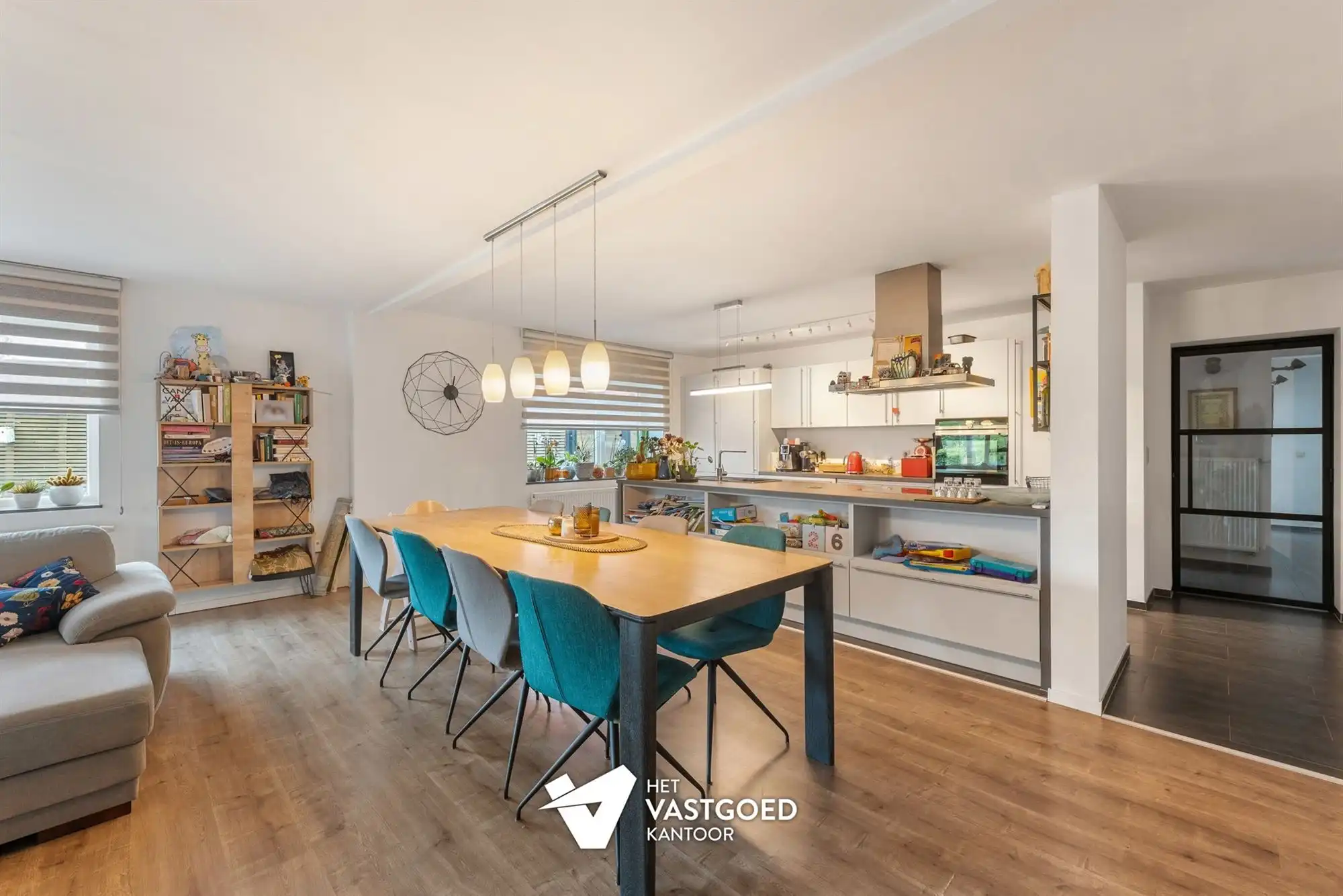 PERFECT ONDERHOUDEN EN ENERGIEZUINIG GELIJKVLOERS APPARTEMENT (165M²) EN TUIN TE BERINGEN foto 7