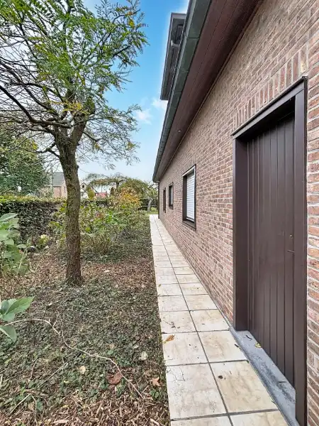 Vrijstaande woning foto 2