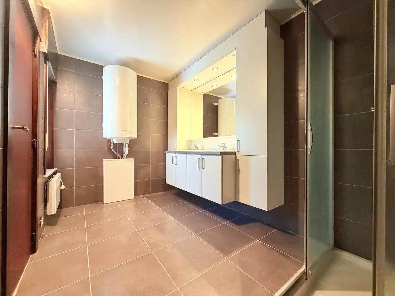 Alleenstaande woning op een perceel van 2.254 m² foto 5