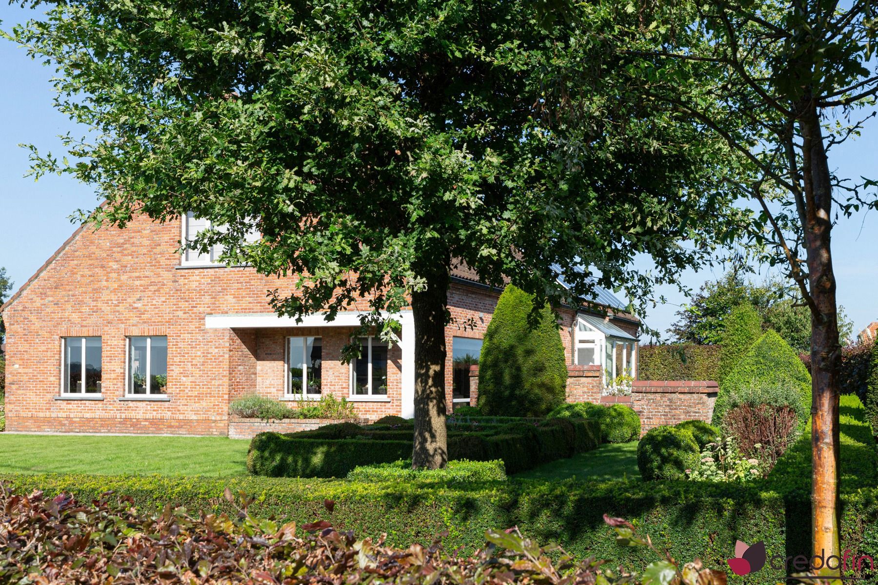 Ruime woning met 4 slaapkamers, bureau en dubbele garage foto 27