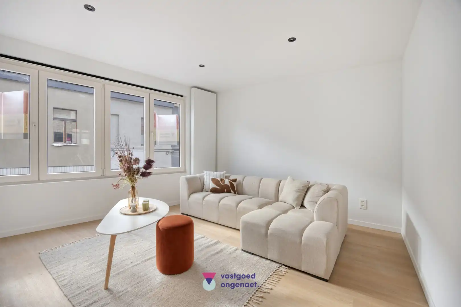 Totaalrenovatie met garage op toplocatie foto 3