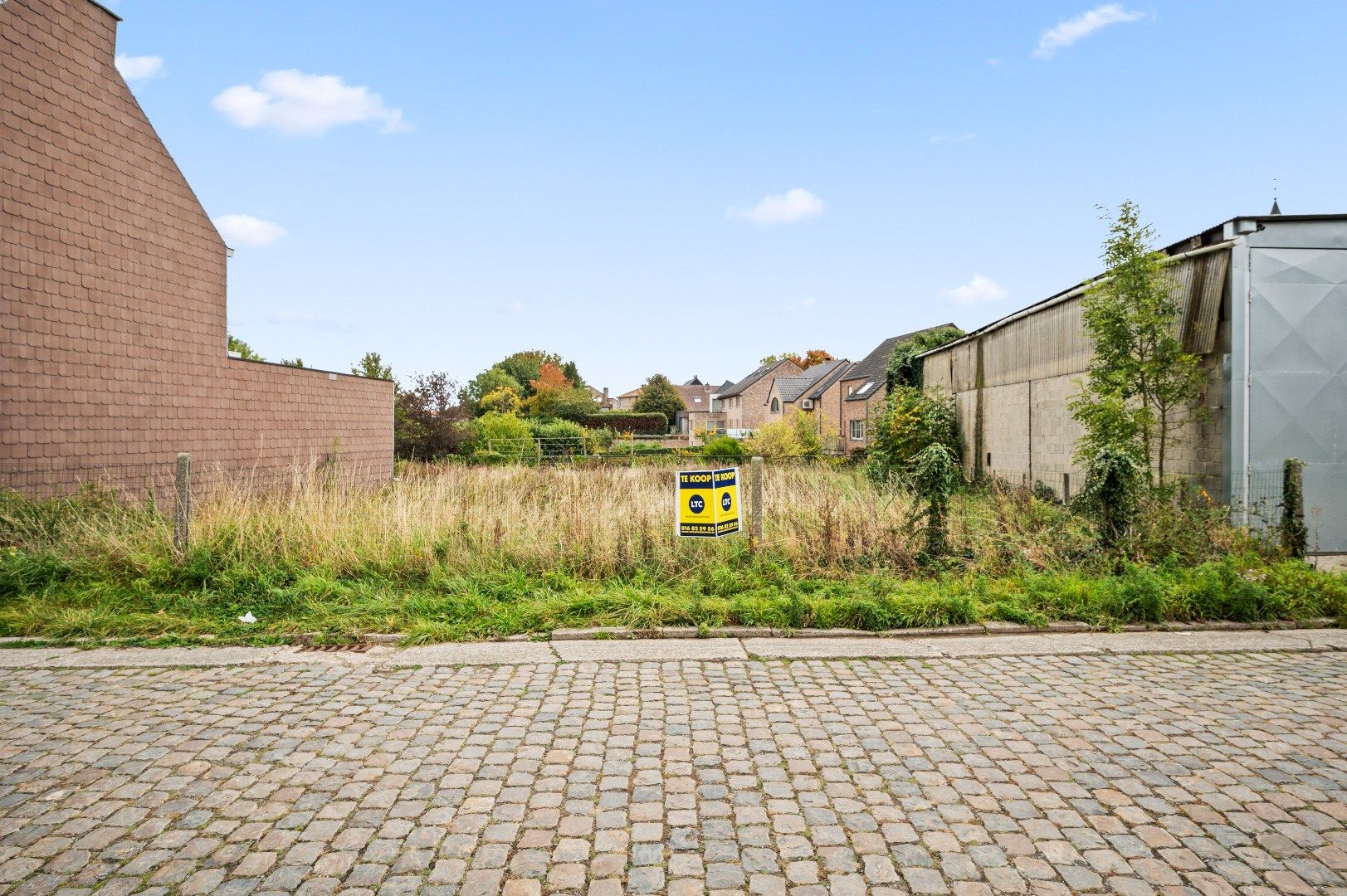 In bouwzone gelegen terrein: interessant voor investeerders! foto 28