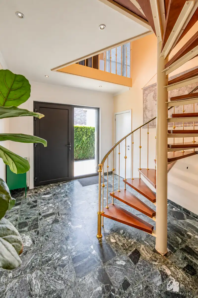 Instapklare, gerenoveerde woning met authentieke charme! foto 11