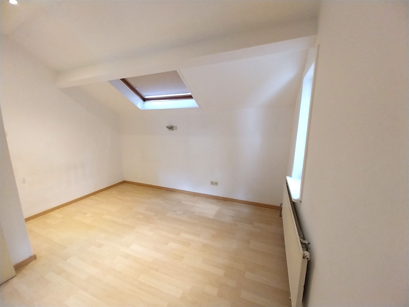TE HUUR: Vrijstaande woning met tuin op een toplocatie in Heusden-Zolder! foto 20