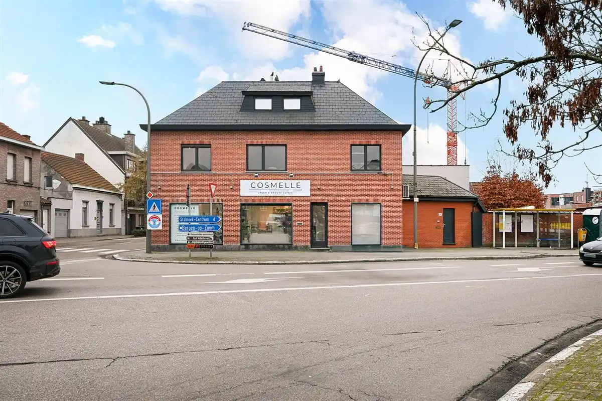 Triplex met 4 slaapkamers en garage foto 20