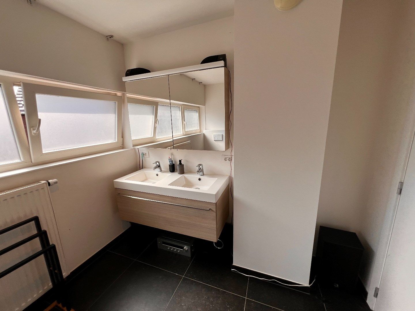 INSTAPKLARE WONING MET 3 SLAAPKAMERS, GARAGE EN TUIN IN ZONNEBEKE foto 19