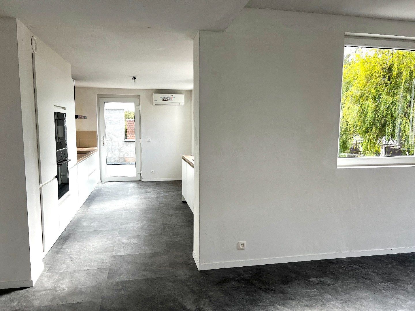 🌞 Energiezuinig en instapklaar appartement te huur in hartje Harelbeke! foto 11