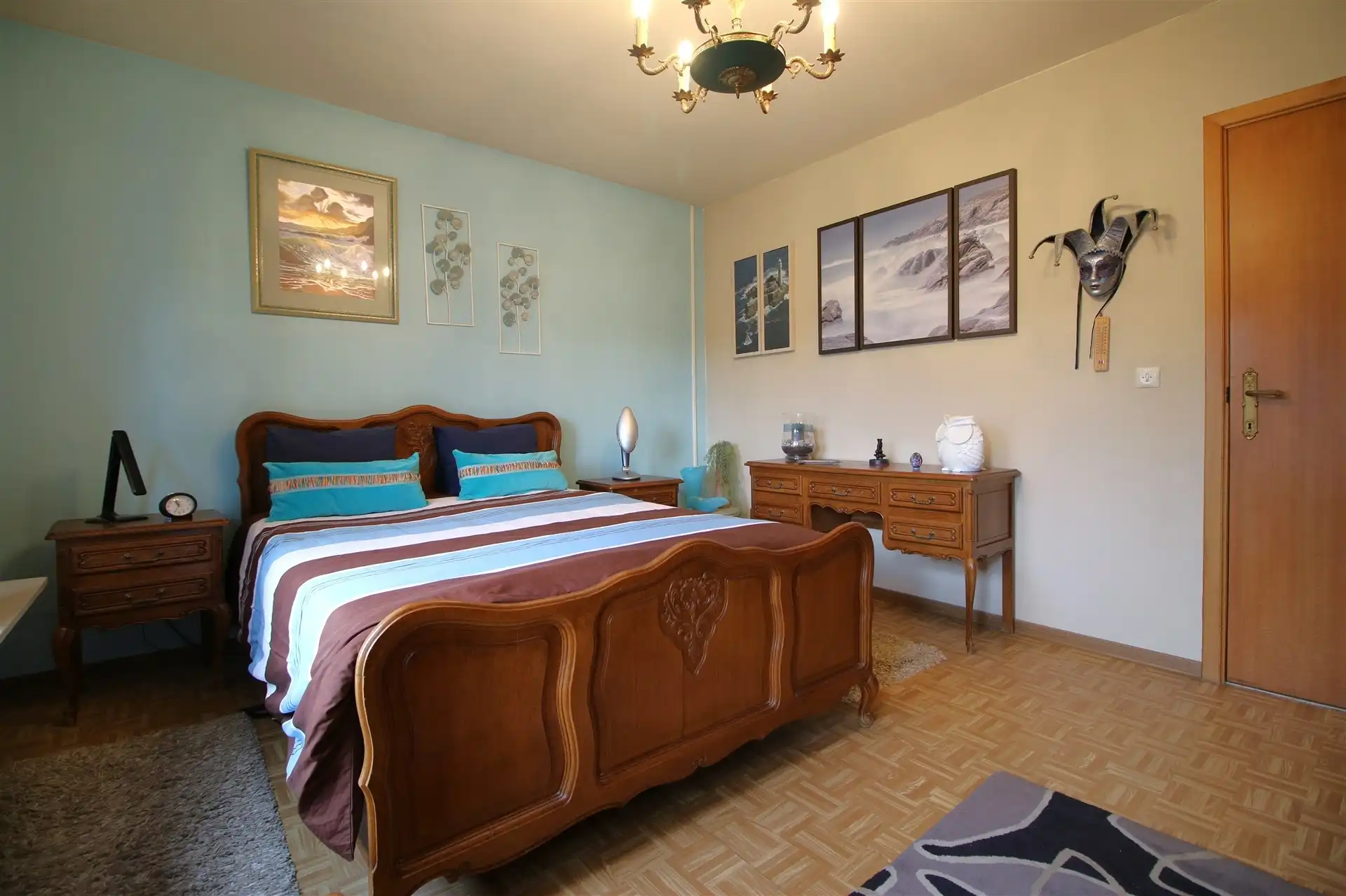 Ruime op te frissen woning in het centrum foto 17