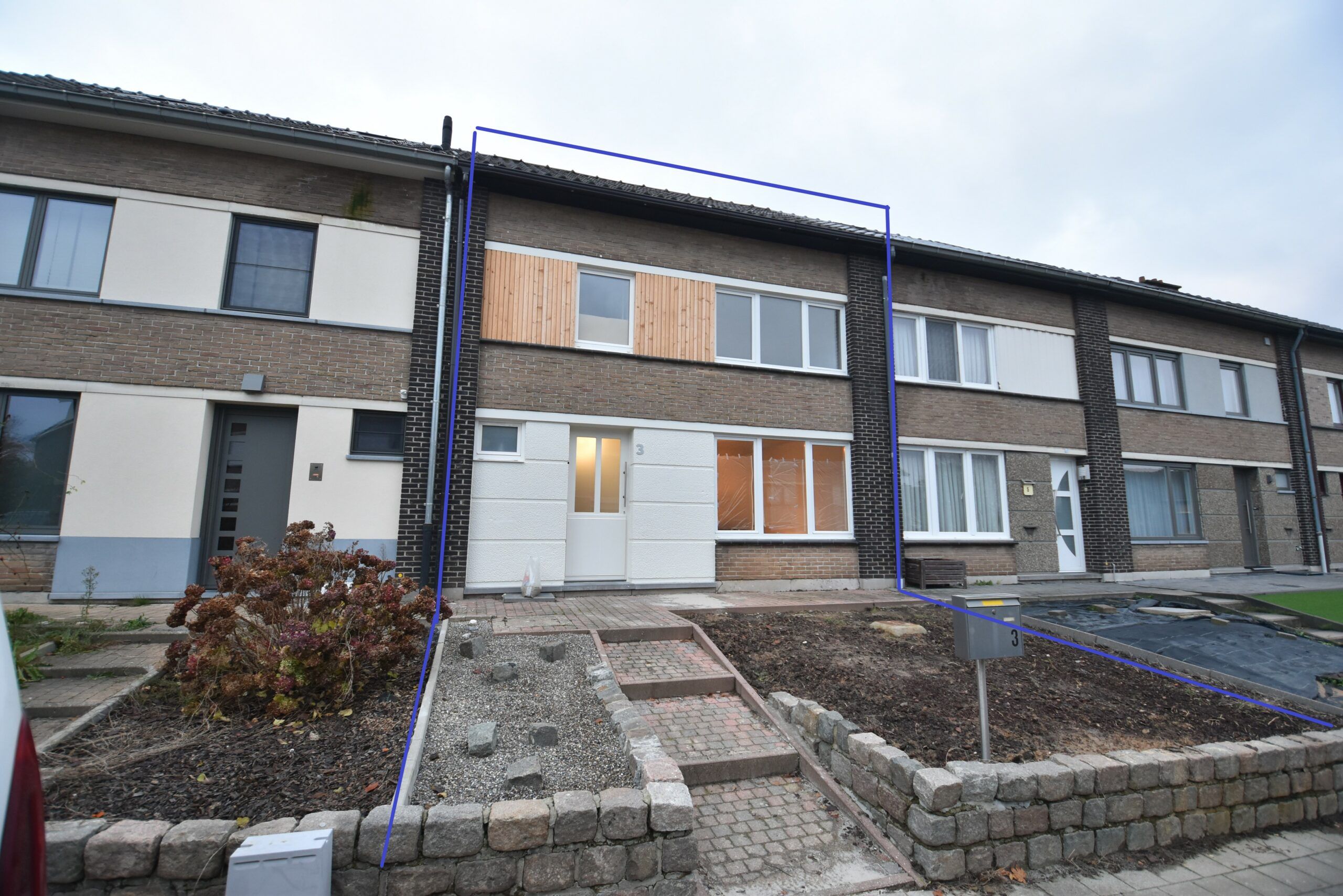 Volledig gerenoveerde woning met 4 slaapkamers in Temse foto 4