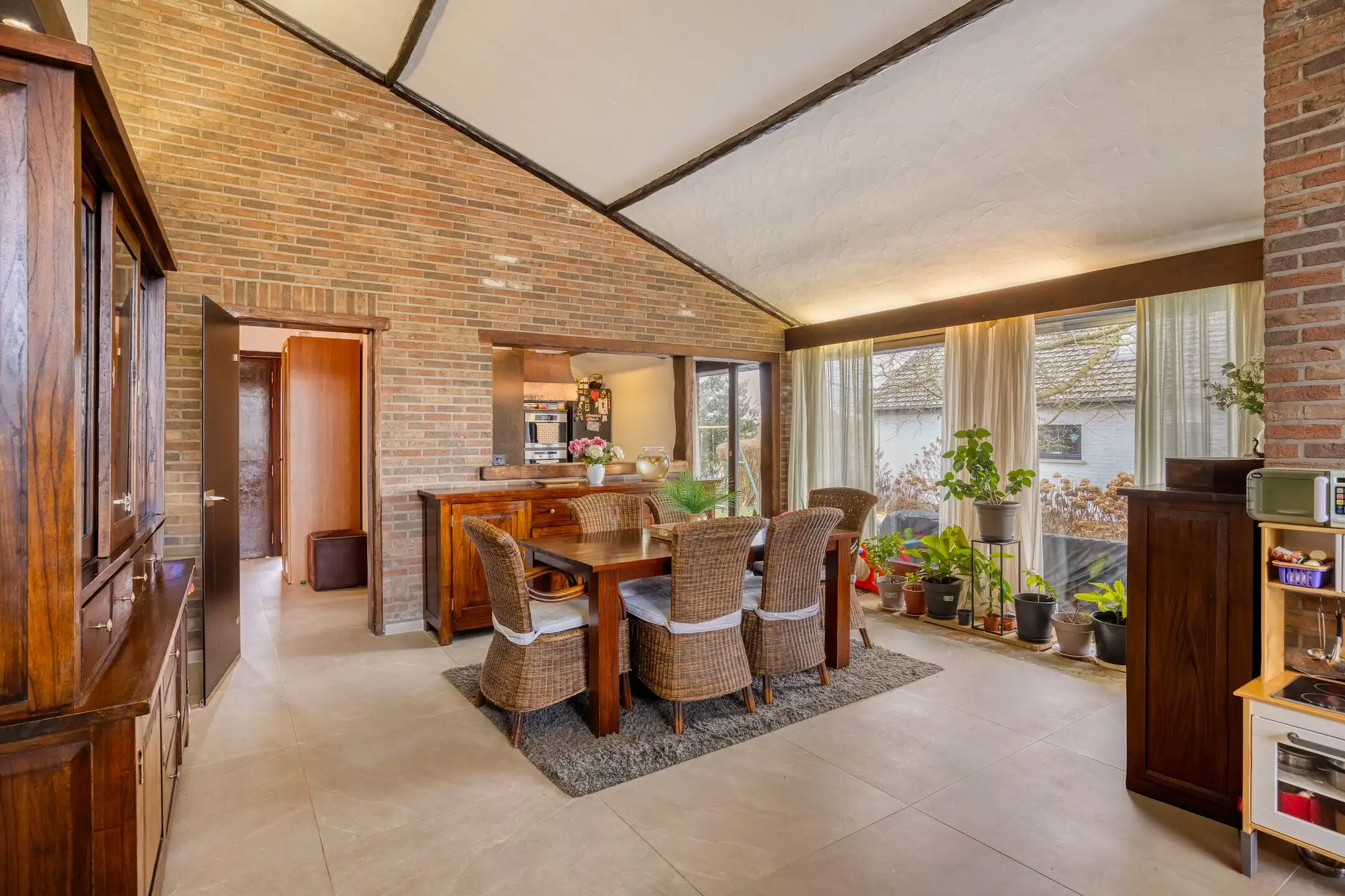 Karaktervol, instapklaar wonen in het groene Hoegaarden foto 7