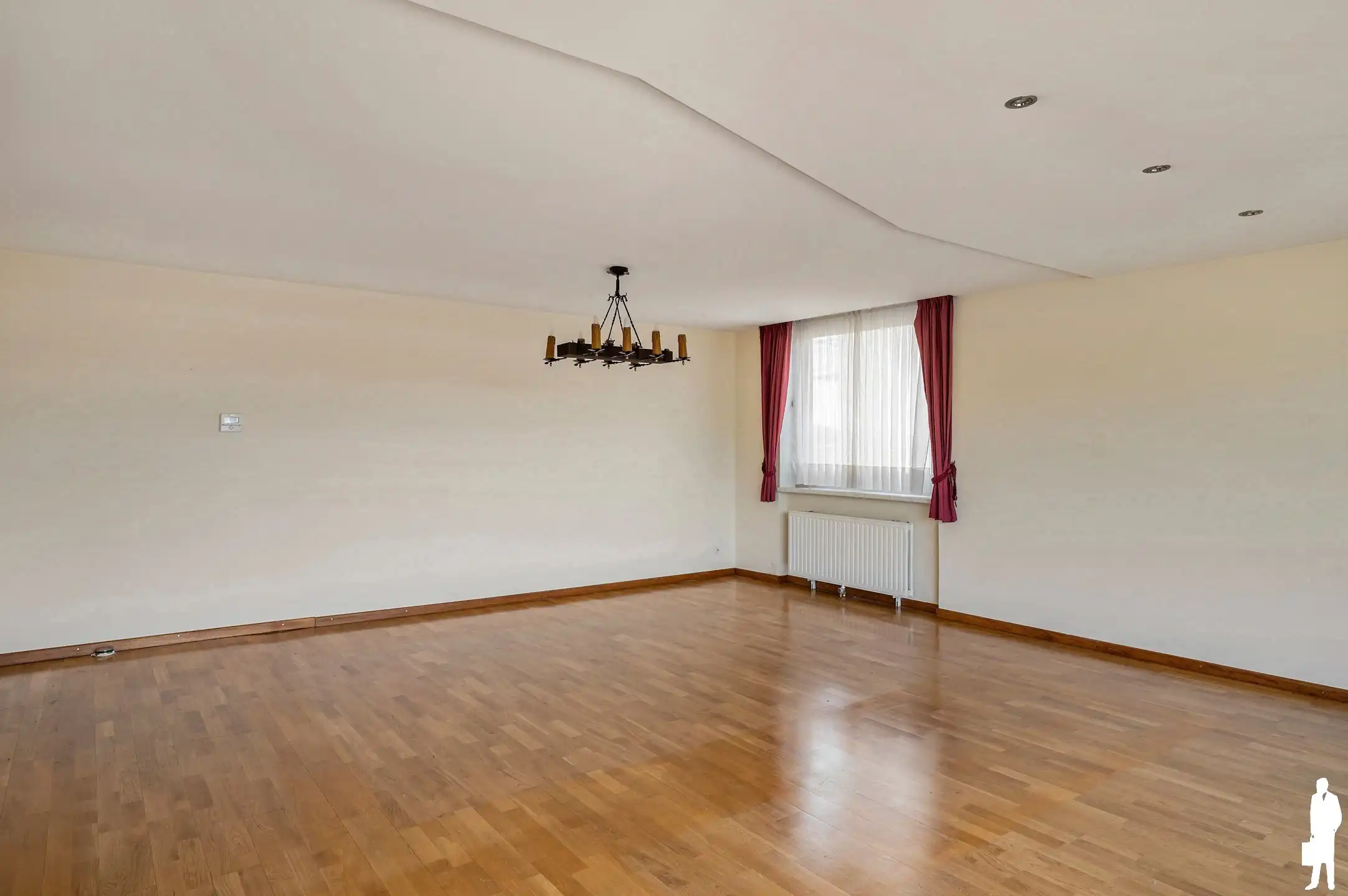 Ruim appartement met drie slaapkamers foto 9