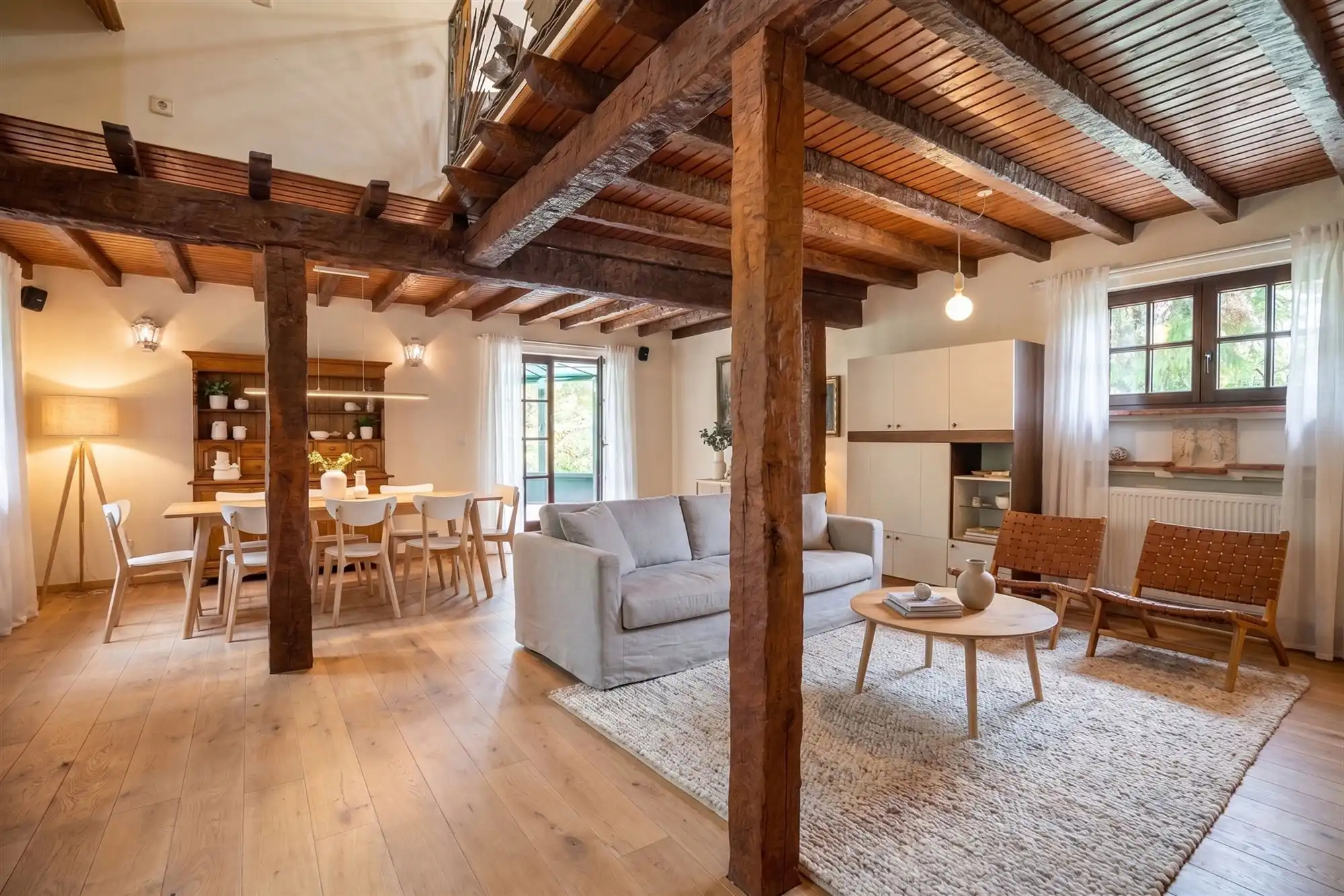 Unieke hoeve op domein van 1,5 ha – pure rust en natuurbeleving in het groen foto 7