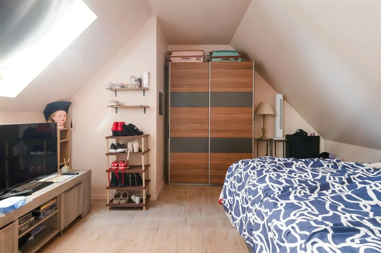 Instapklaar duplexappartement op toplocatie te Wetteren! foto 7