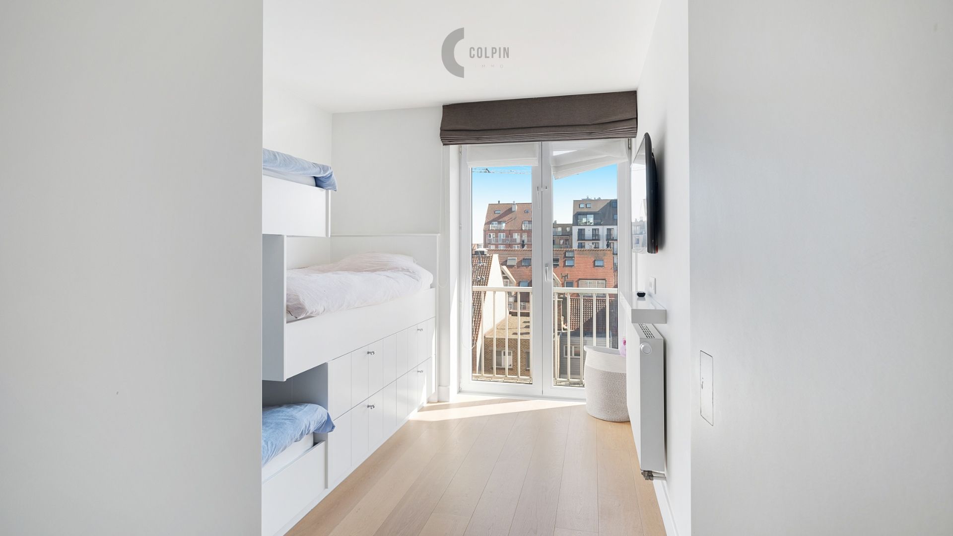 Instapklaar appartement op toplocatie in Heist met prachtig zeezicht foto 15