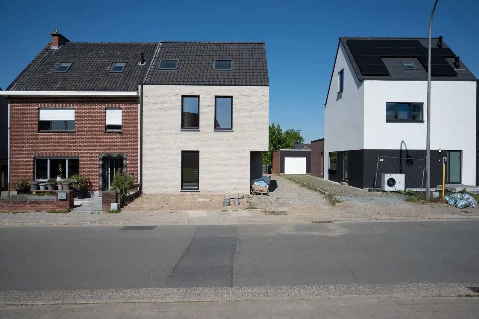 Ruime nieuwbouwwoning foto 2