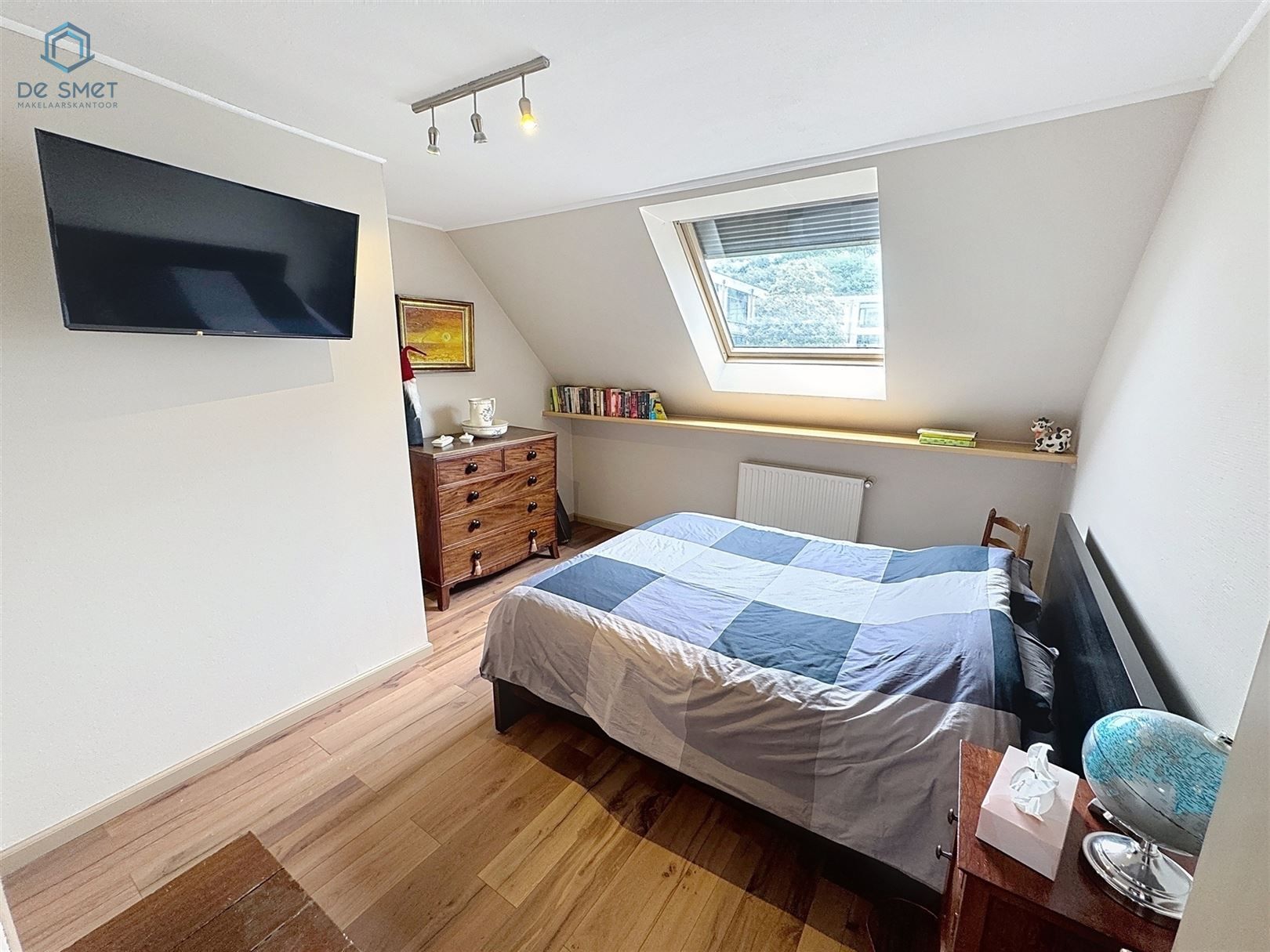 Luxe afgewerkte woning met 5 slaapkamers, lift en prachtig zicht op de jachthaven van Geraardsbergen foto 17