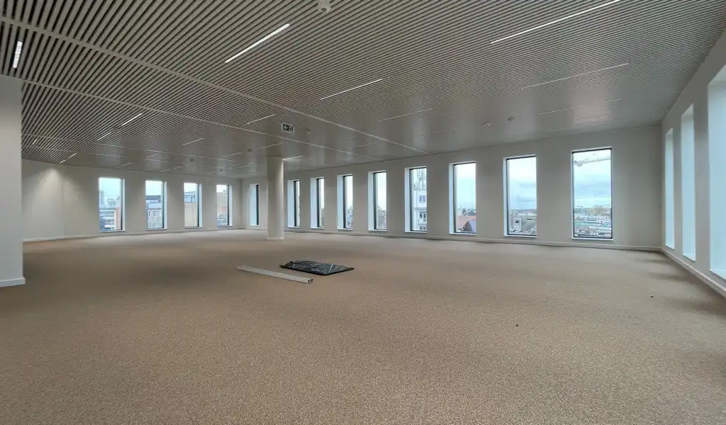 Zuidpoort Mechelen - nieuwbouw kantoren te huur aan station foto 9